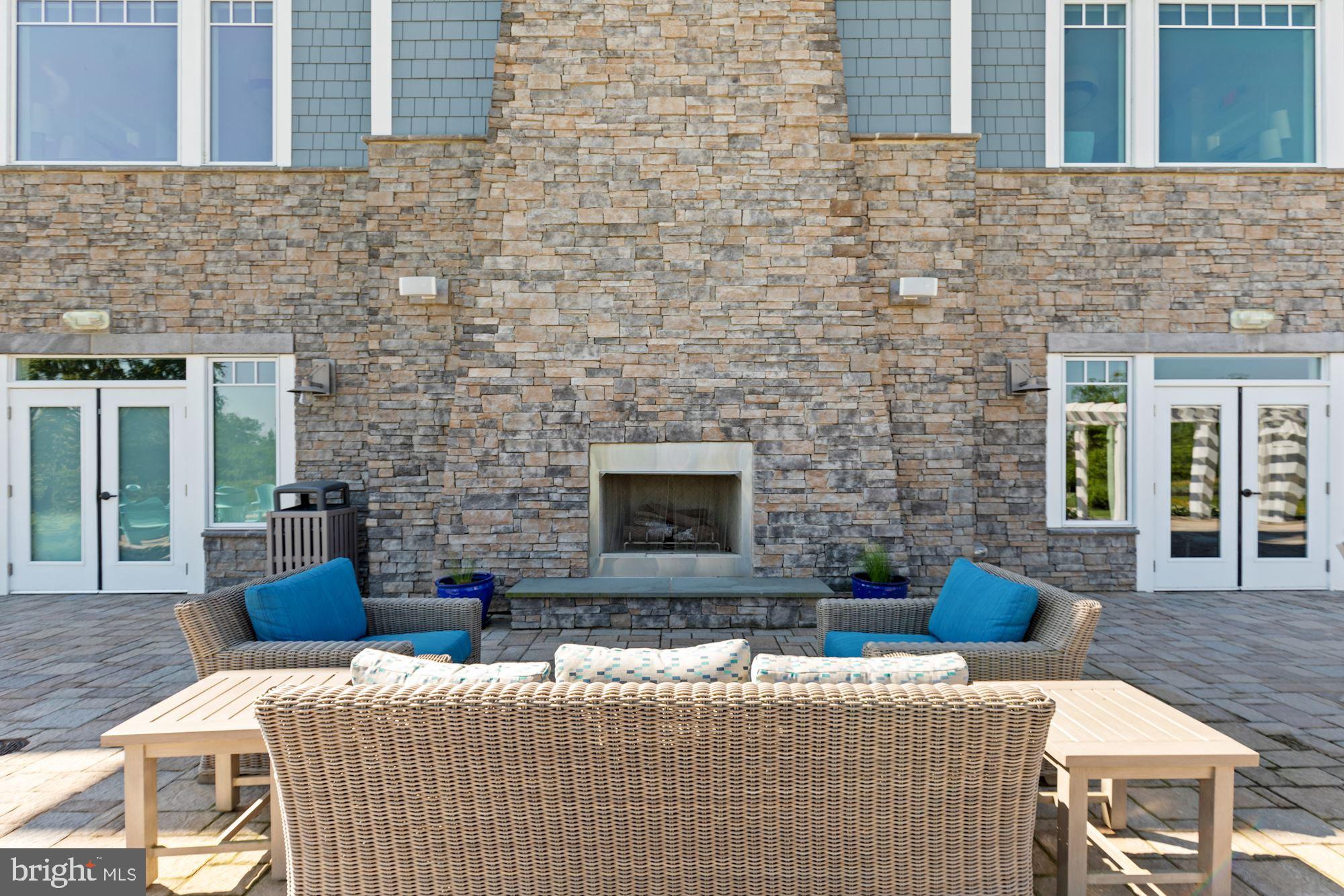 PLANTATION LAKES - Residential