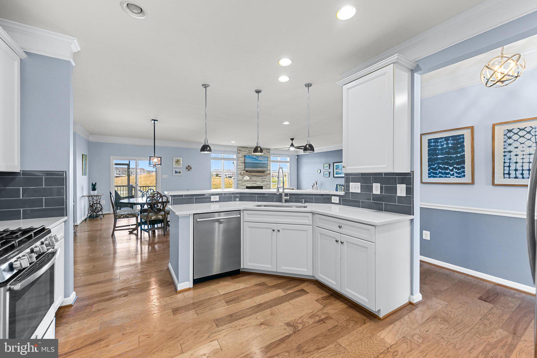 PLANTATION LAKES - Residential