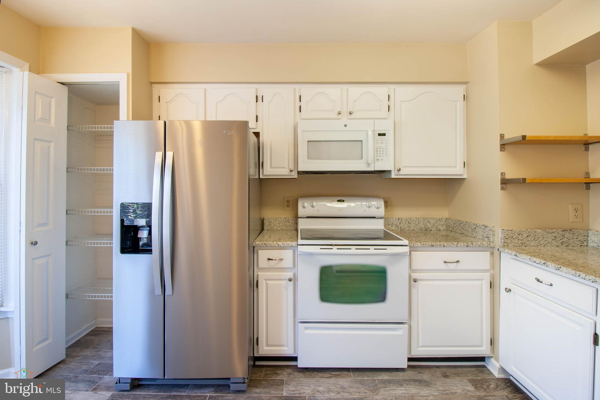 HERITAGE ESTATES - Residential Lease