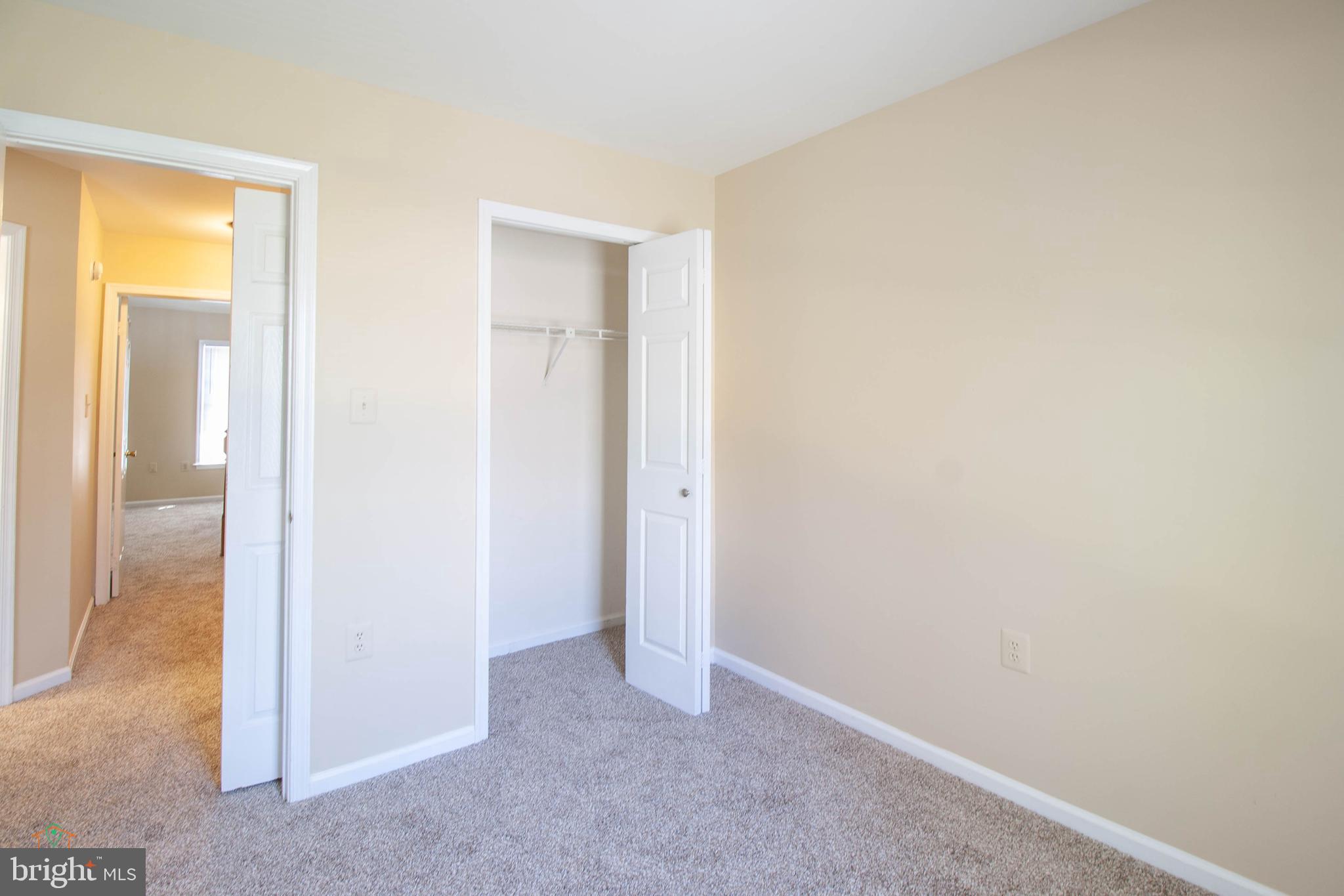 HERITAGE ESTATES - Residential Lease