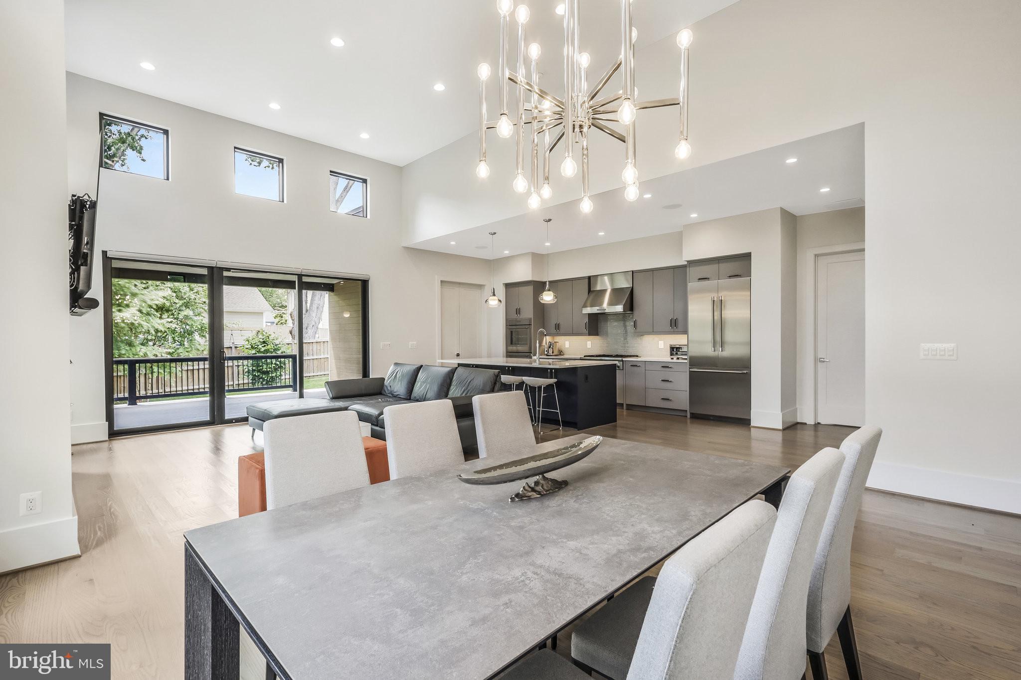 PIMMIT HILLS - Residential