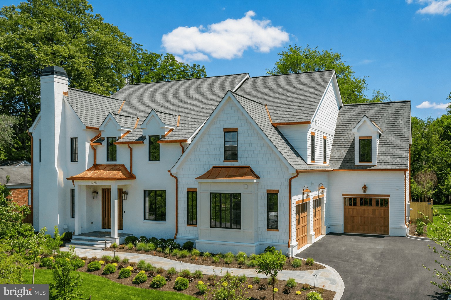 CLEARVIEW MANOR - Residential