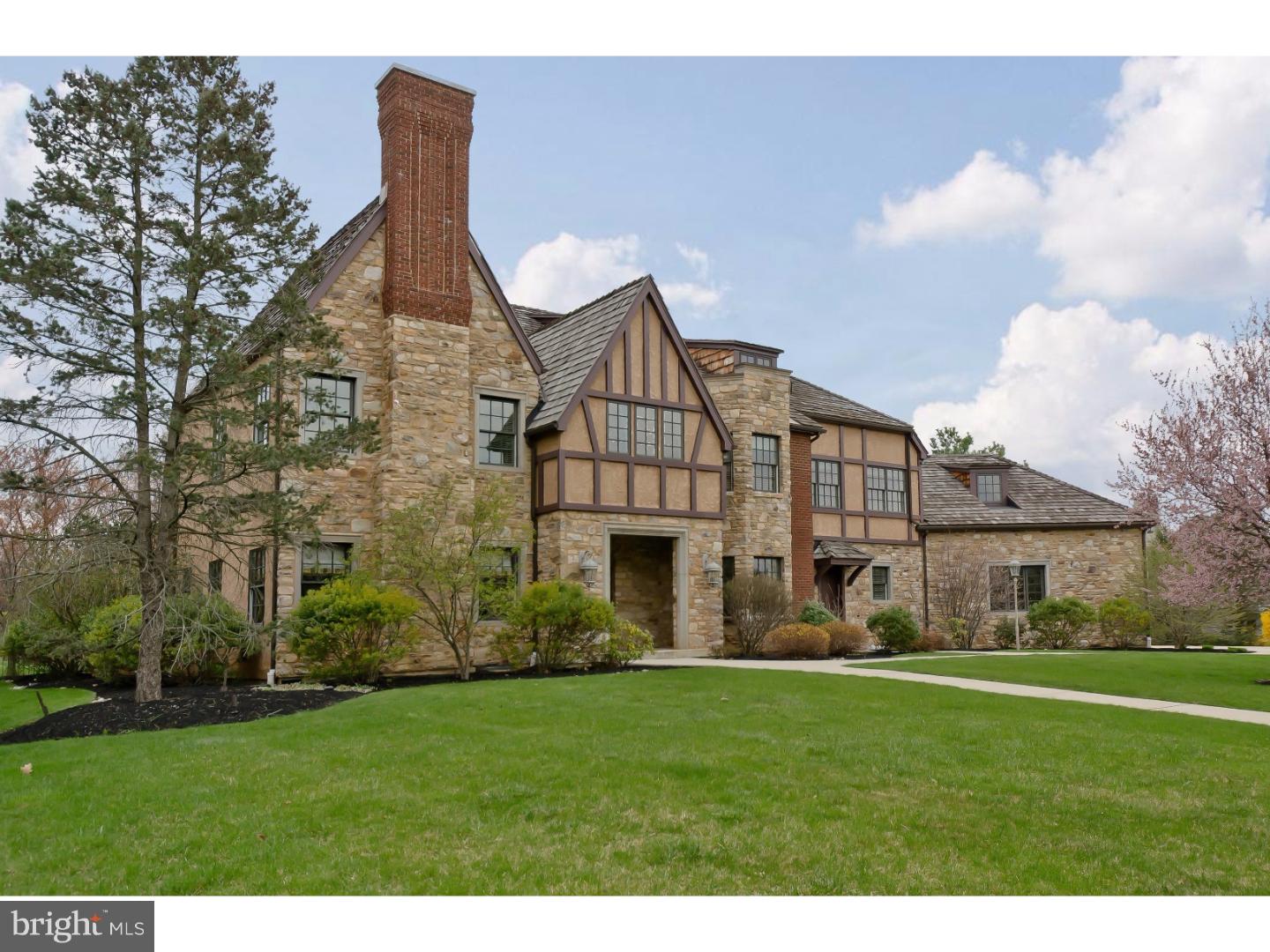 WESTBURY - Residential