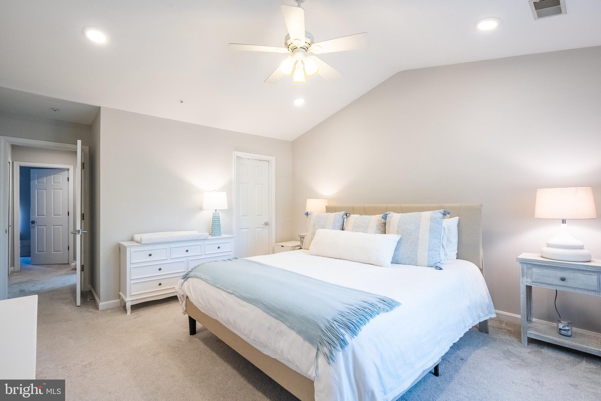 TIDEWATER COLONY - Residential