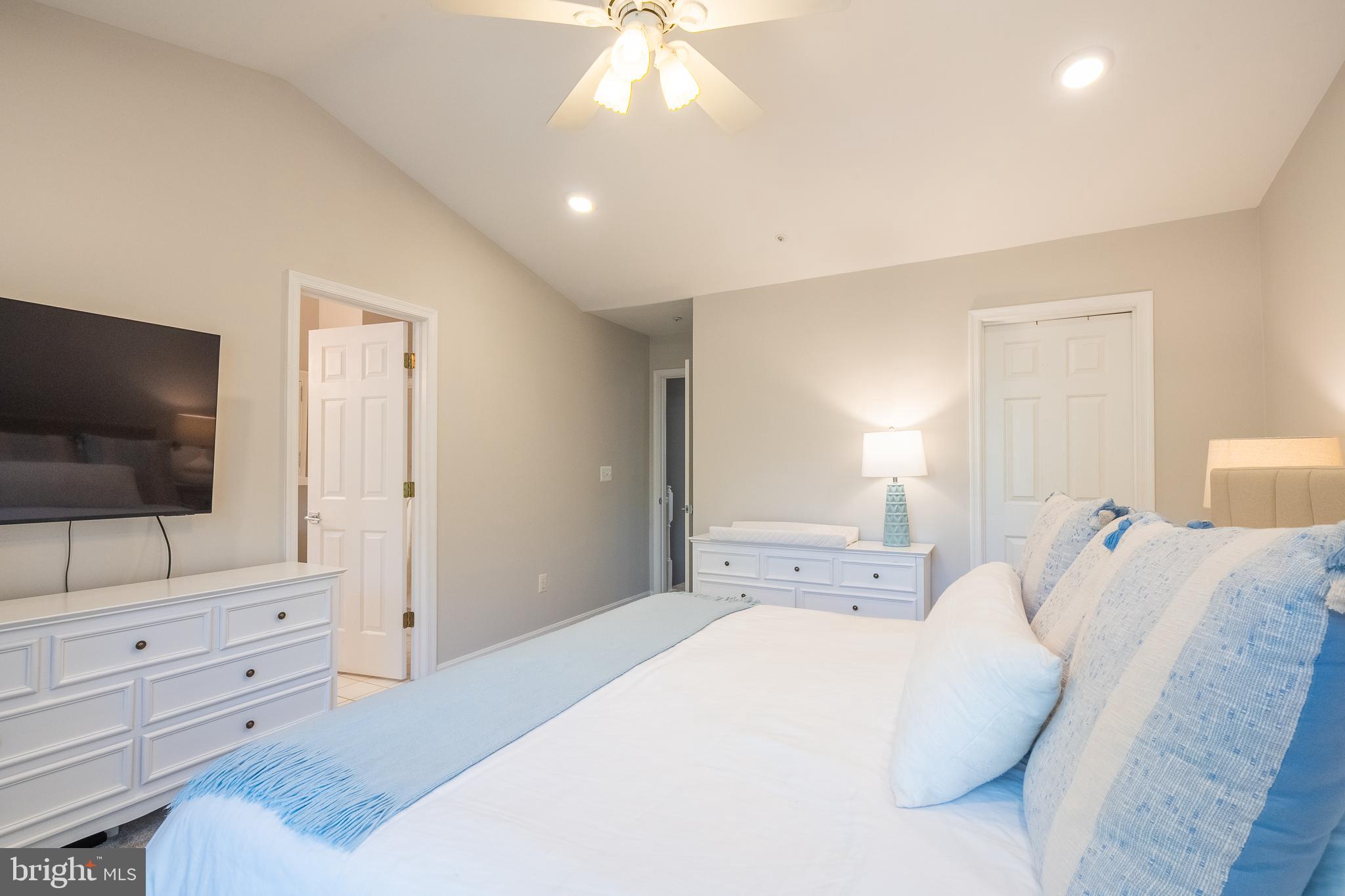 TIDEWATER COLONY - Residential