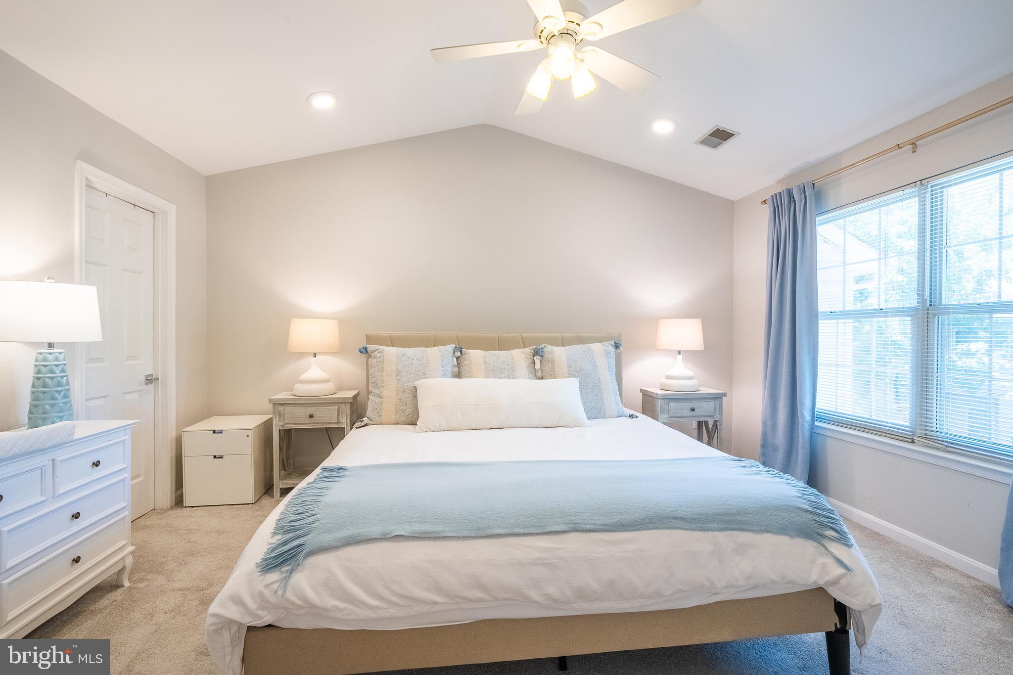 TIDEWATER COLONY - Residential
