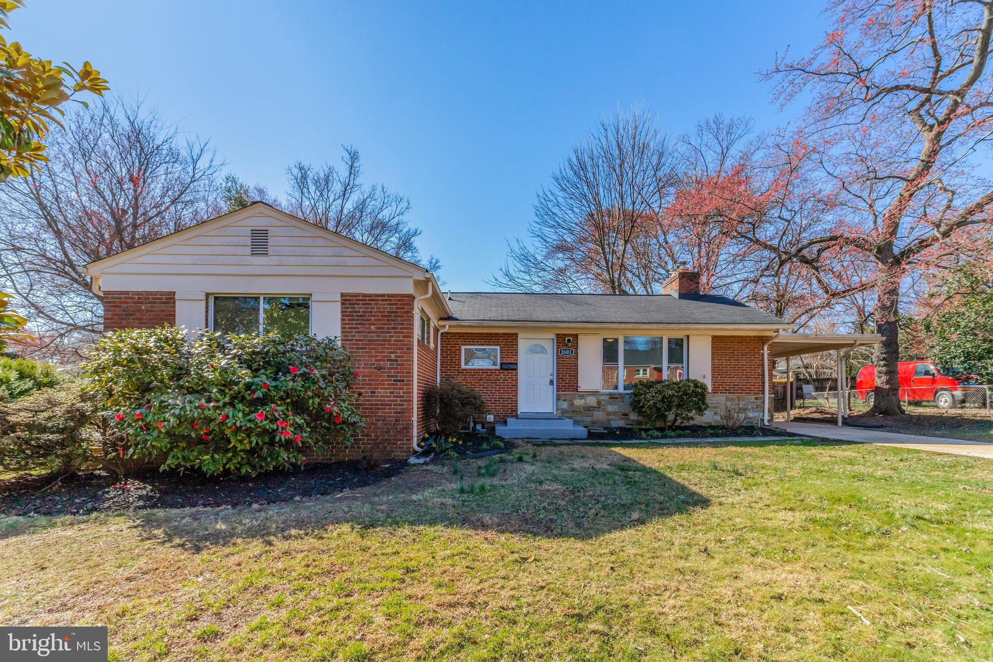 Beautifully renovated 3-bedroom 2 bath home in Alexandria with hardwood floors throughout. Updated kitchen with new stainless-steel appliances. Master bedroom features private bath. Easy access to shopping, restaurants, I-95, I-495 and Rt 1. Minutes to Huntington Metro, Pentagon & Fort Belvoir. HVAC & Furnace replaced in 2022! Water Heater Replaced in 2022!