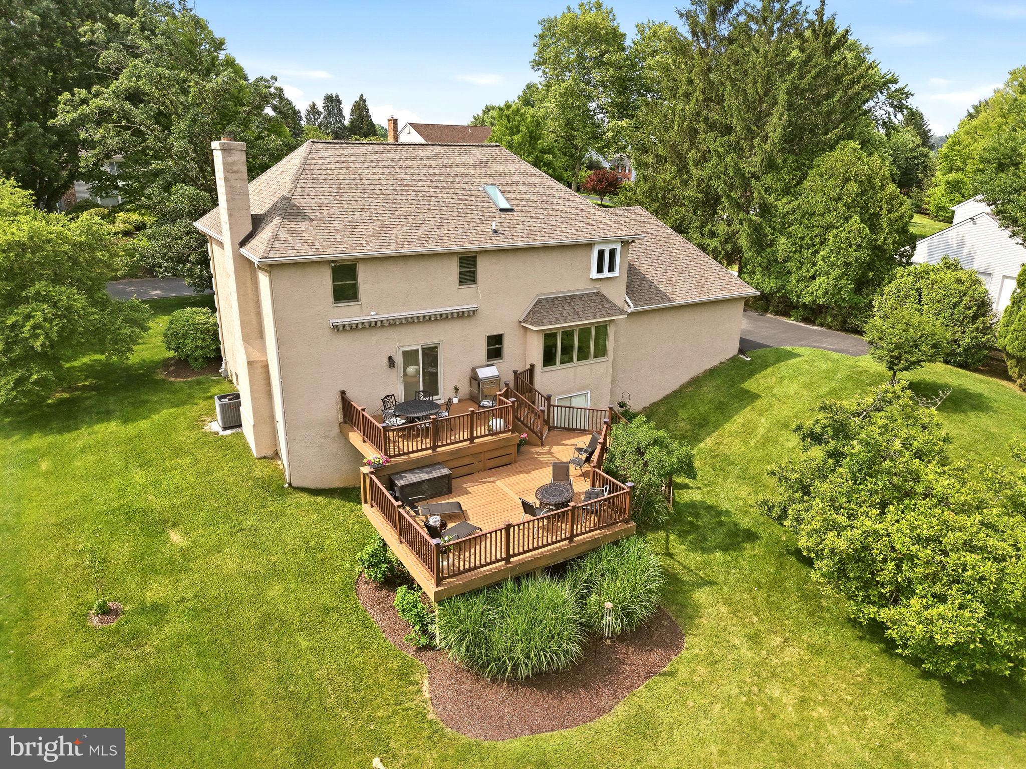 BOW TREE - Residential
