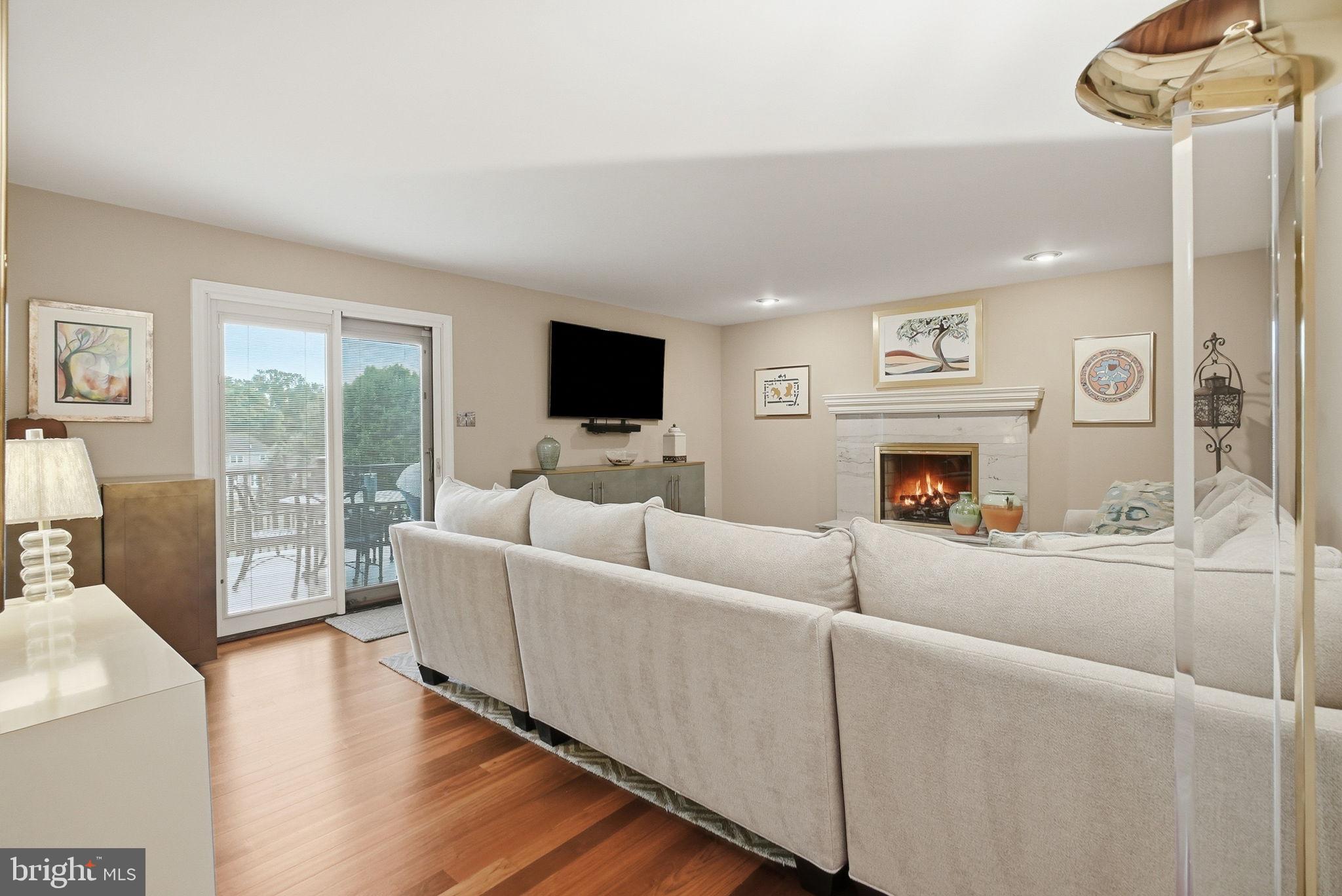 BOW TREE - Residential