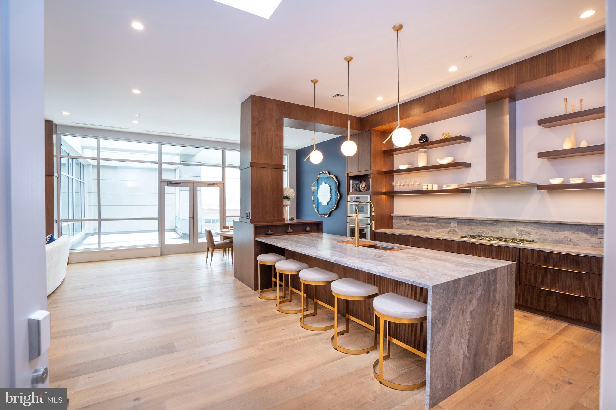 101 NORTH QUEEN - Residential