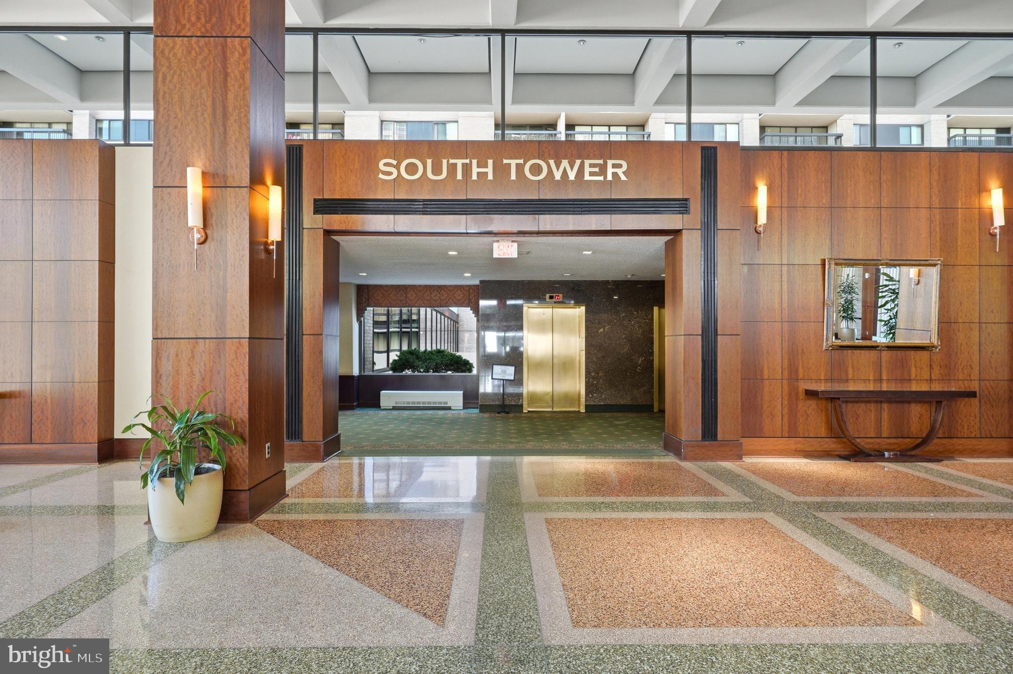 SKYLINE PLAZA - Residential