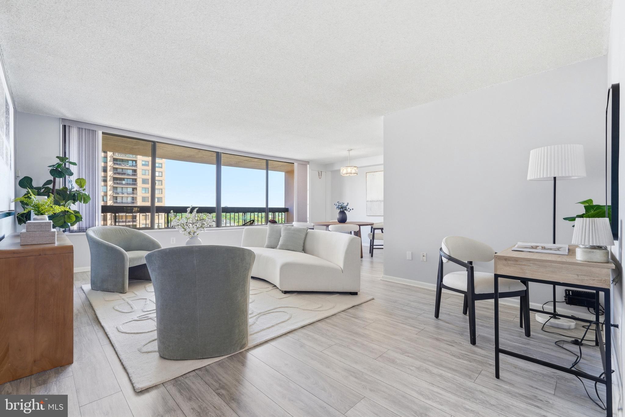 SKYLINE PLAZA - Residential