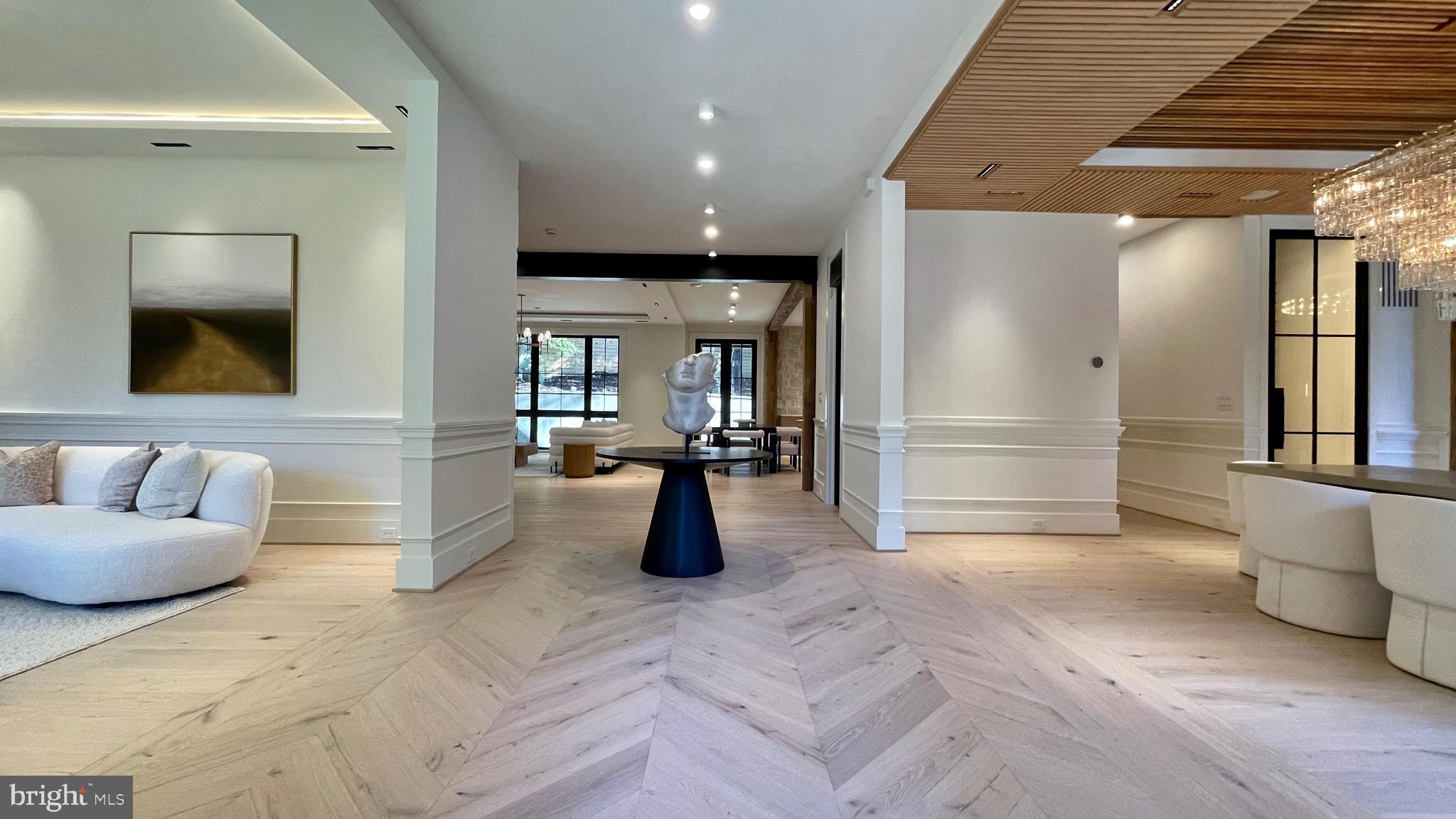 CHESTERBROOK WOODS - Residential