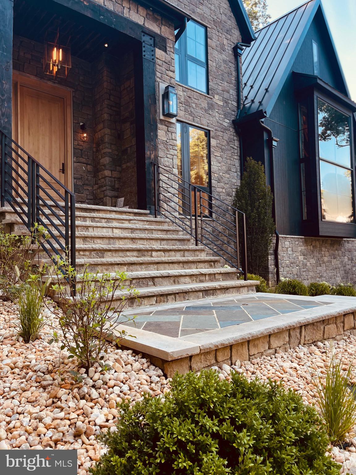 CHESTERBROOK WOODS - Residential