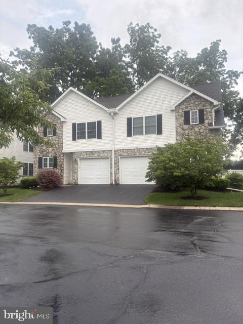 GOLDEN ORCHARDS - Residential