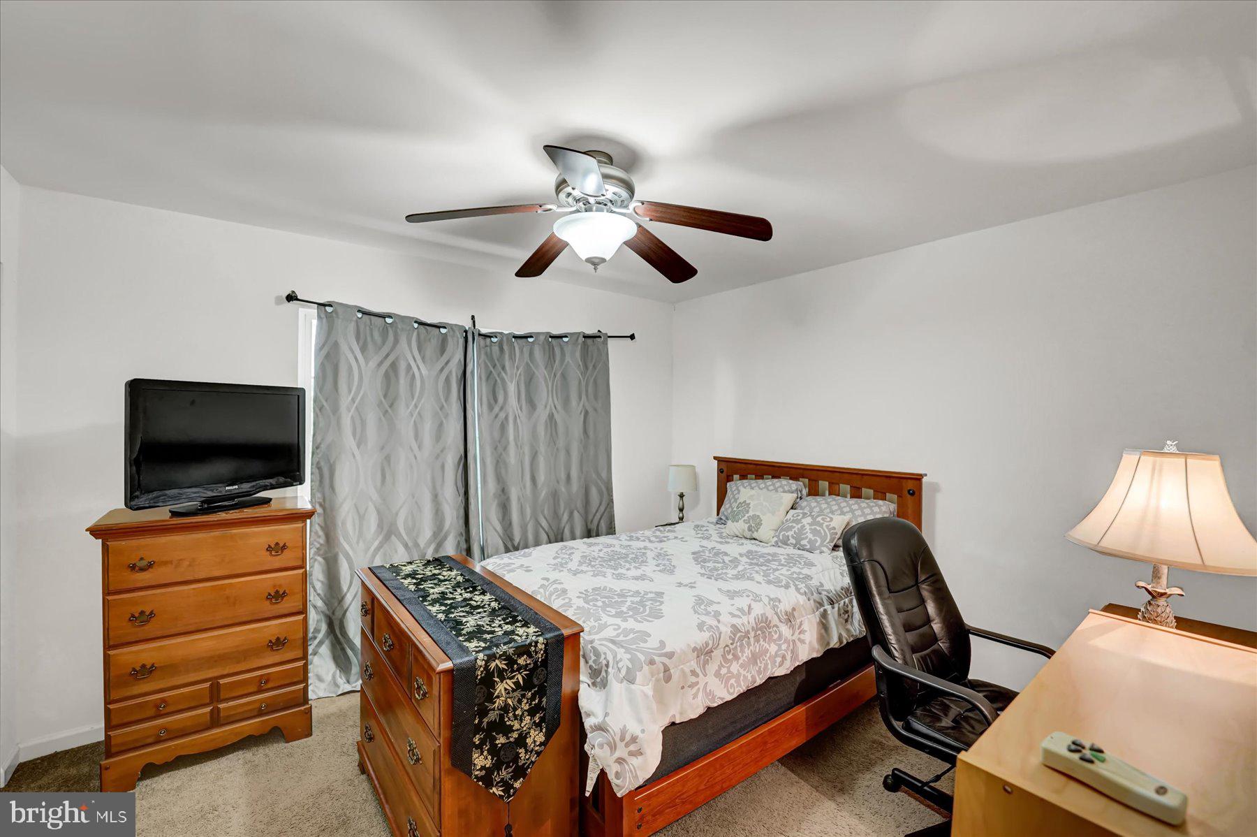GOLDEN ORCHARDS - Residential