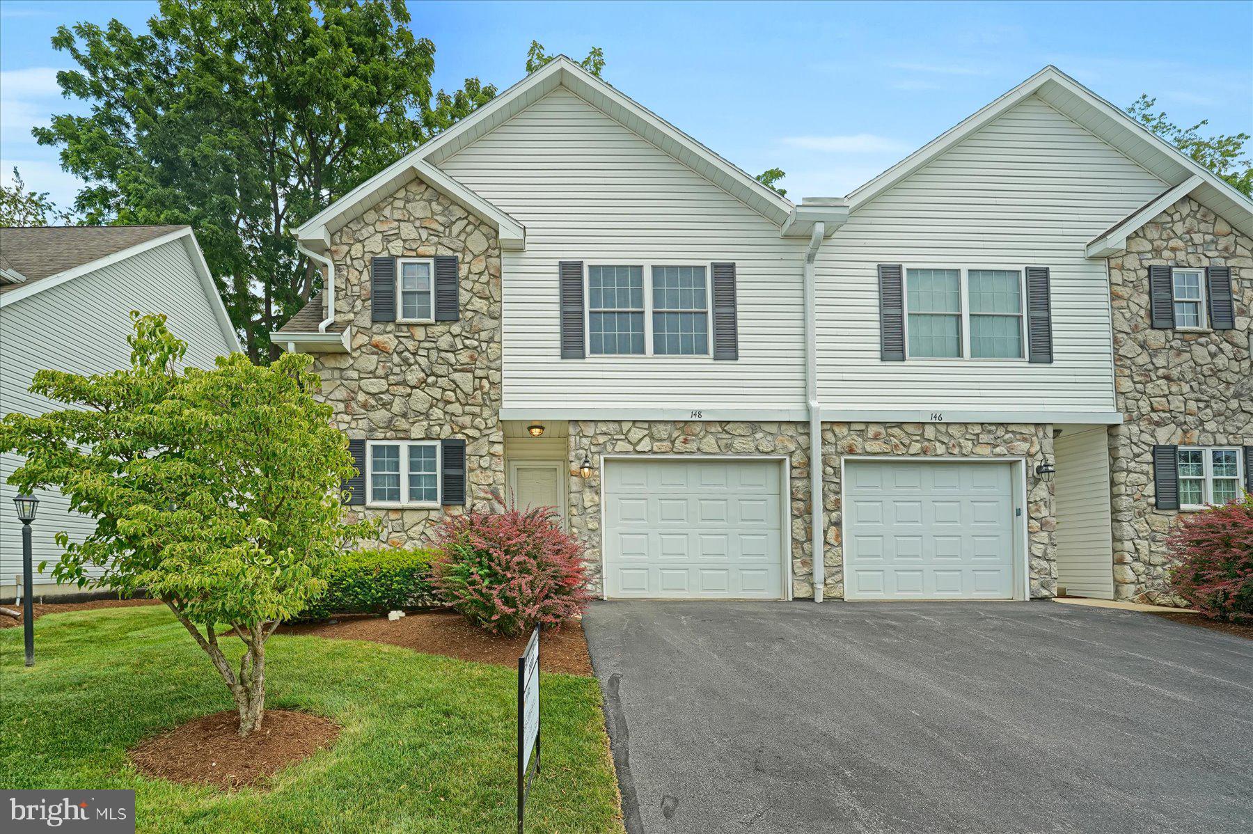 GOLDEN ORCHARDS - Residential