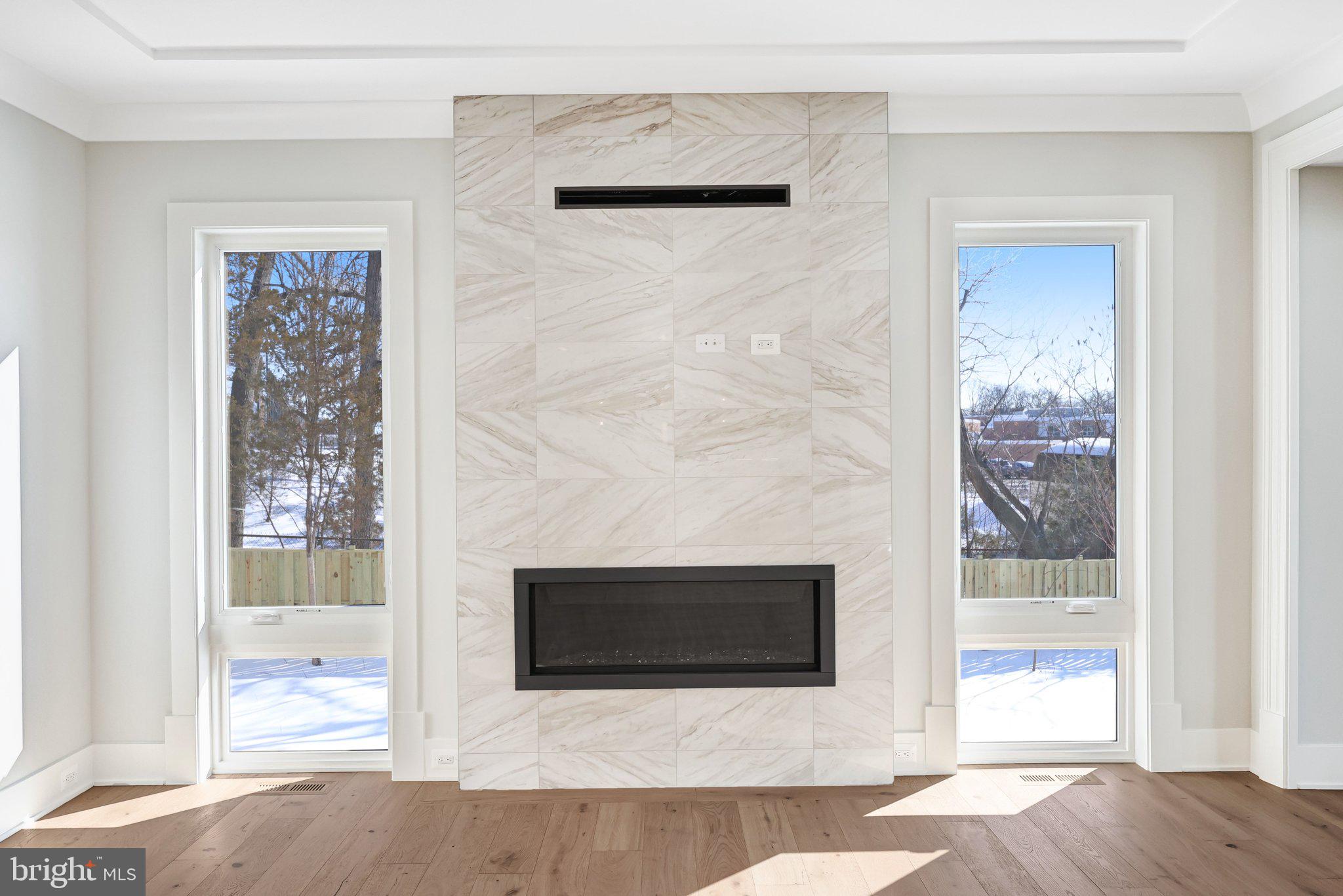 FAIRFAX VILLA - Residential