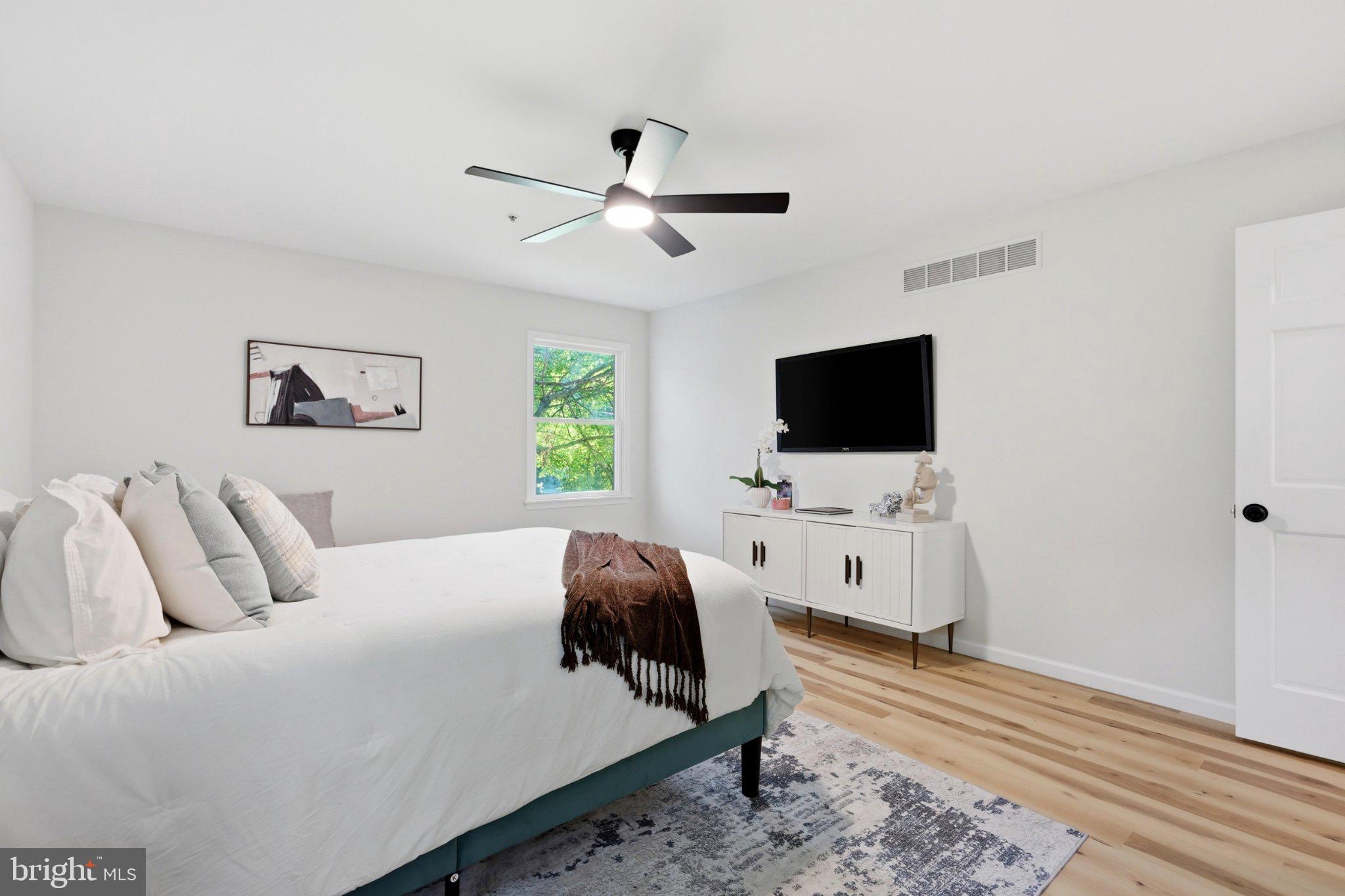 NESHAMINY VALLEY - Residential
