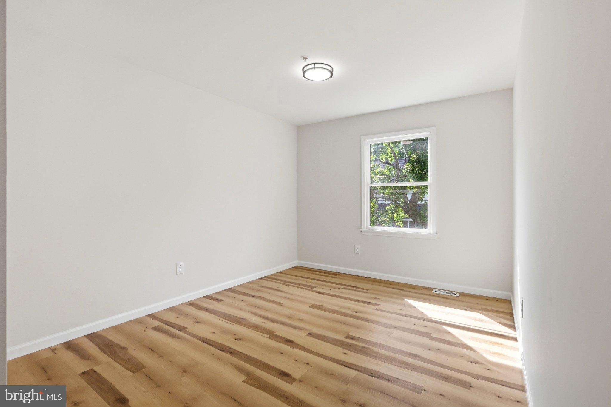 NESHAMINY VALLEY - Residential