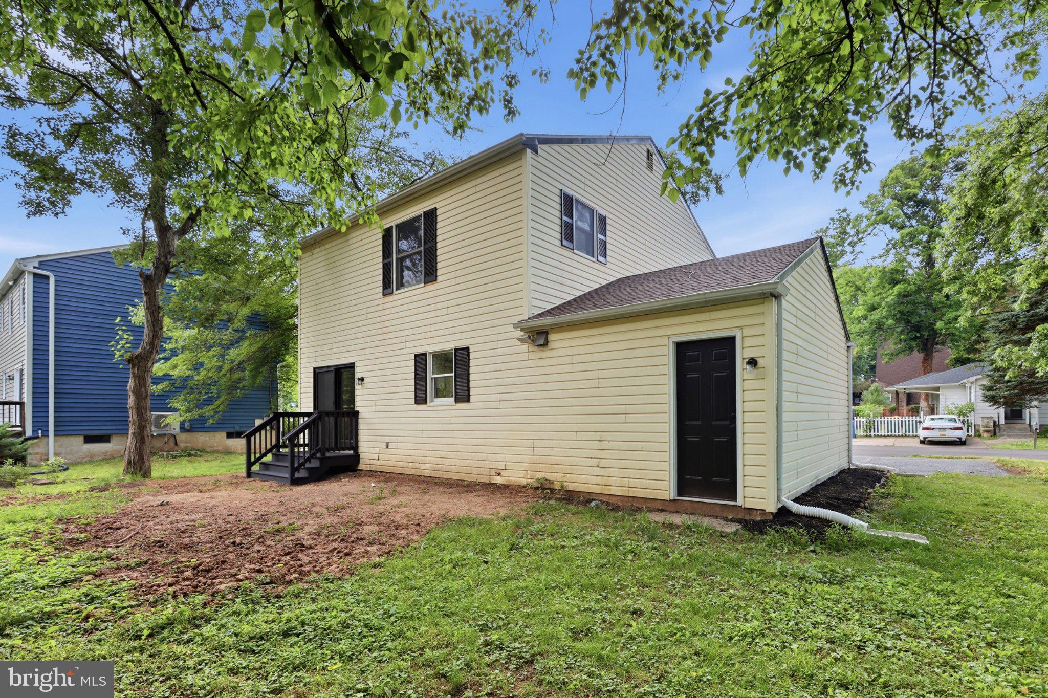 NESHAMINY VALLEY - Residential