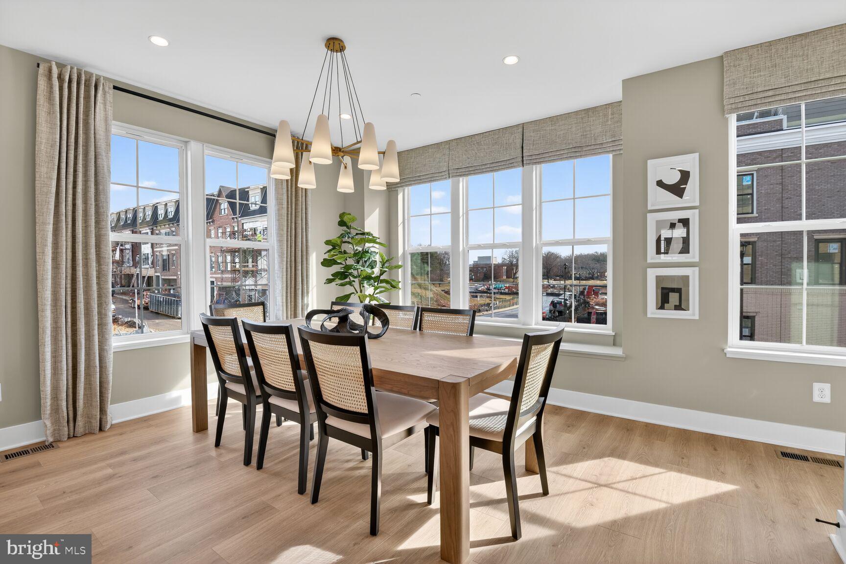 STRATHMORE VIEW - Residential