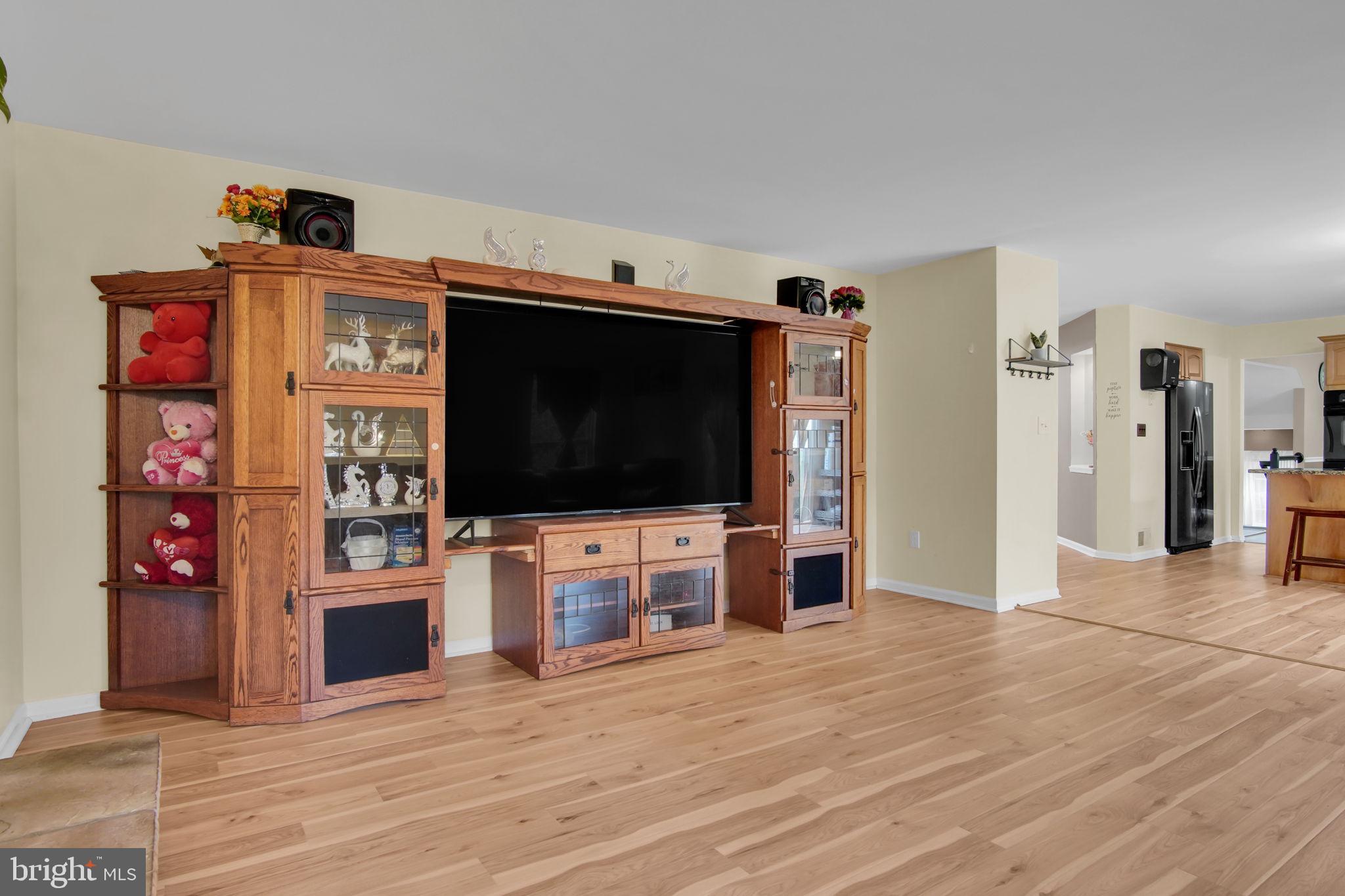 SENECA RIDGE - Residential