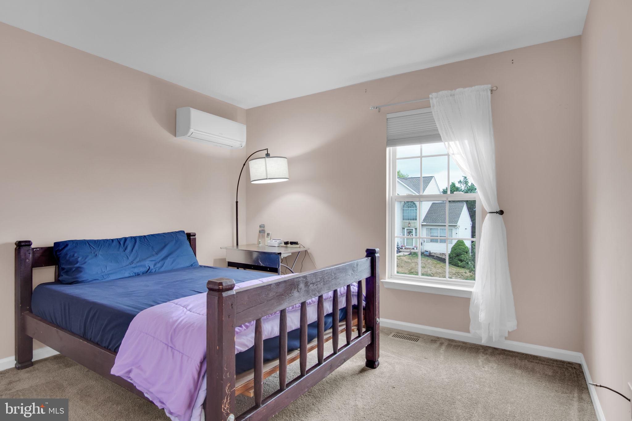 SENECA RIDGE - Residential