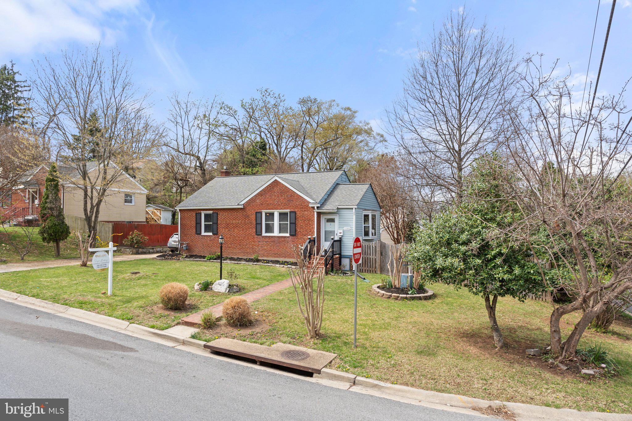 WHEATON  HILLS - Residential