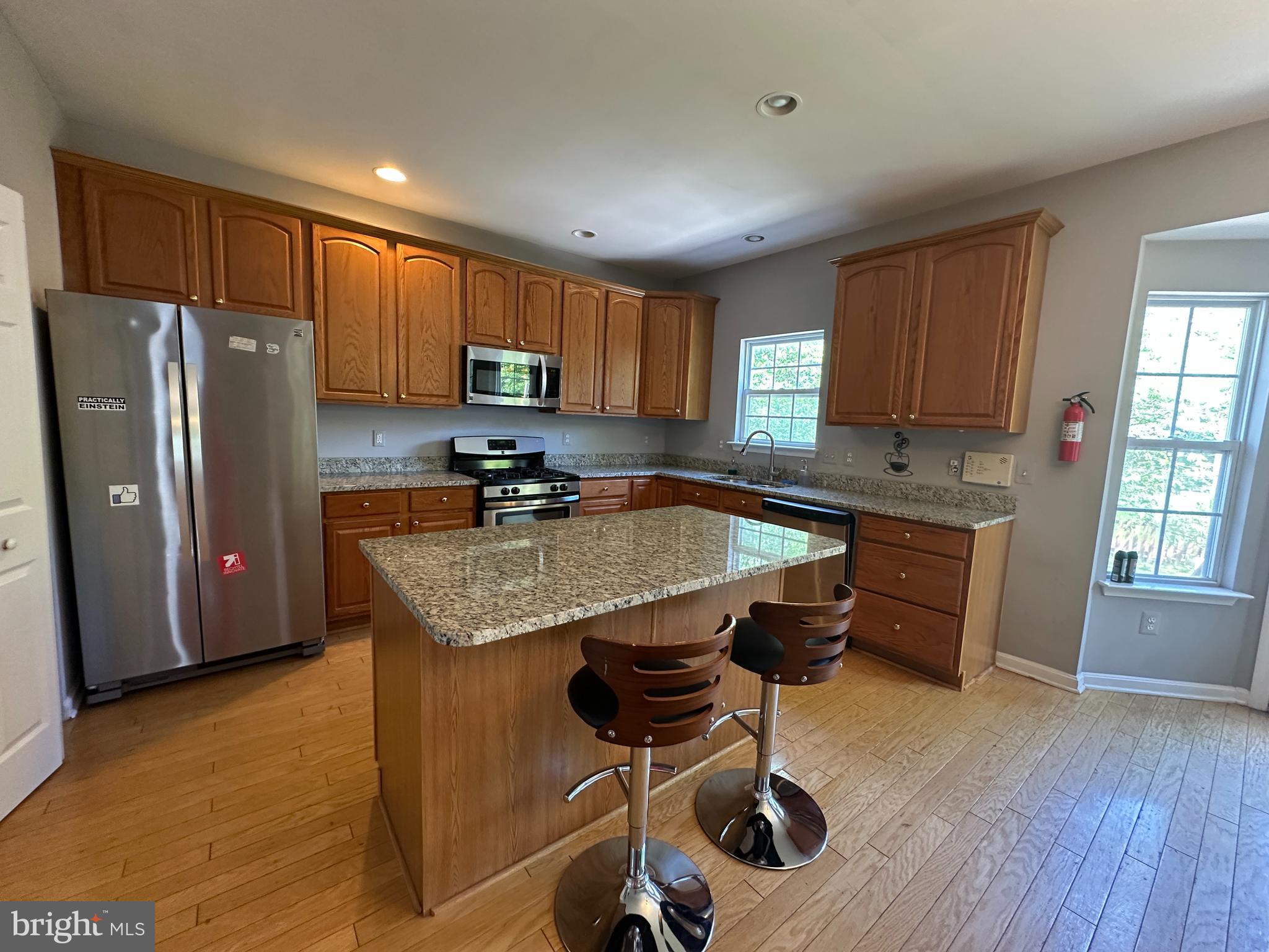 SIGNATURE AT BROADLANDS - Residential Lease