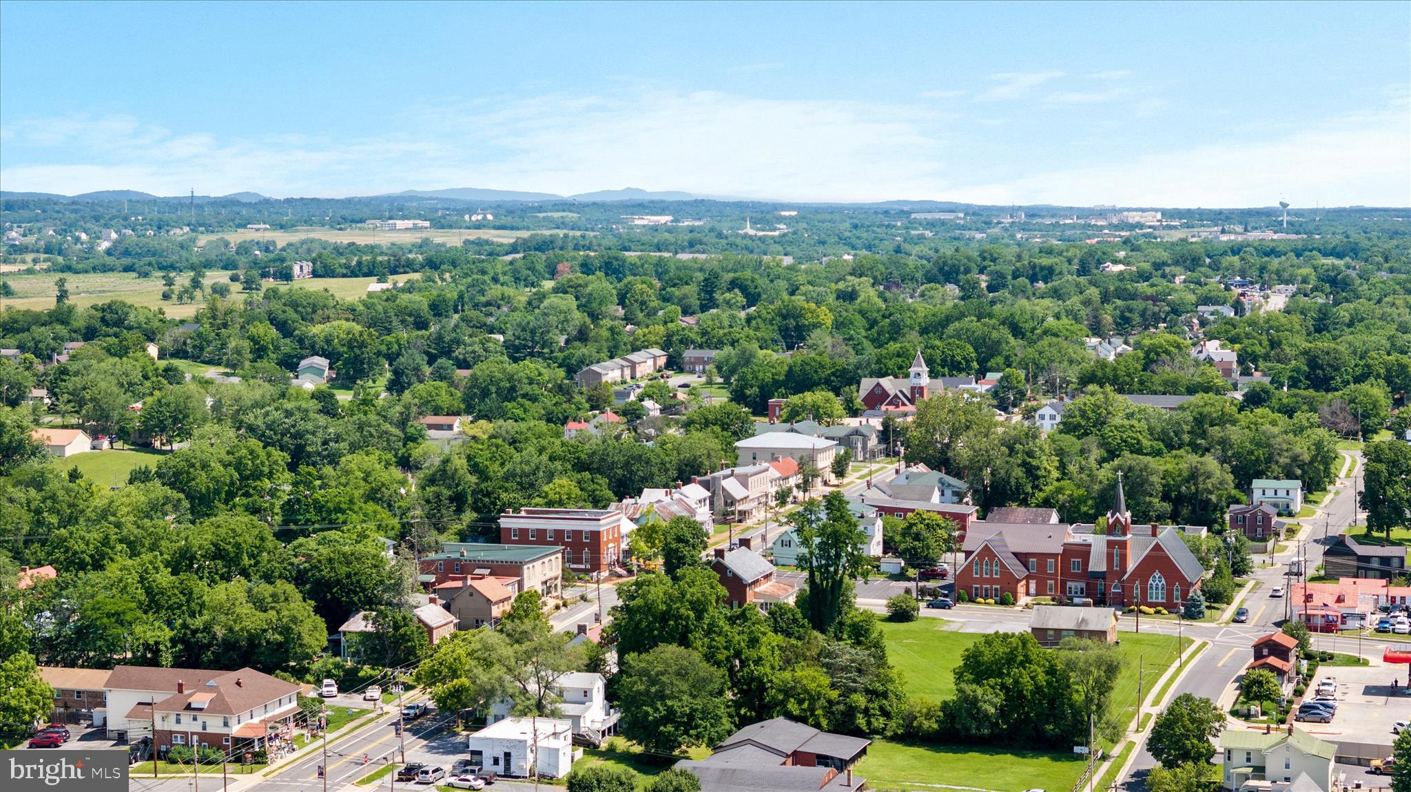 MOUNTAIN VALLEY ESTATES - Residential
