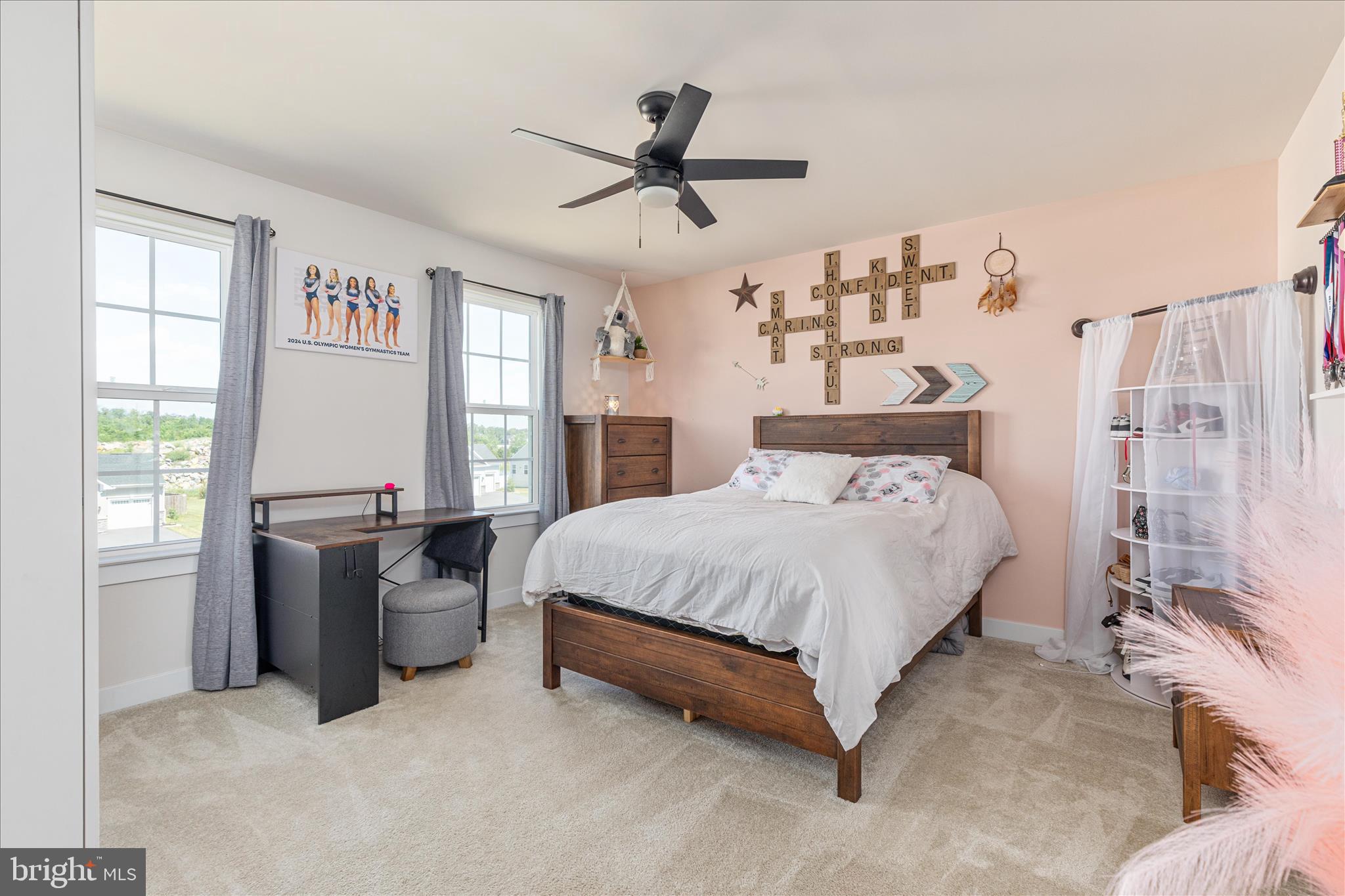 MOUNTAIN VALLEY ESTATES - Residential