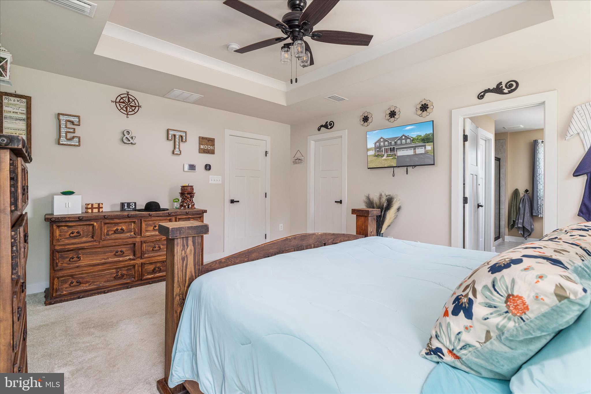 MOUNTAIN VALLEY ESTATES - Residential