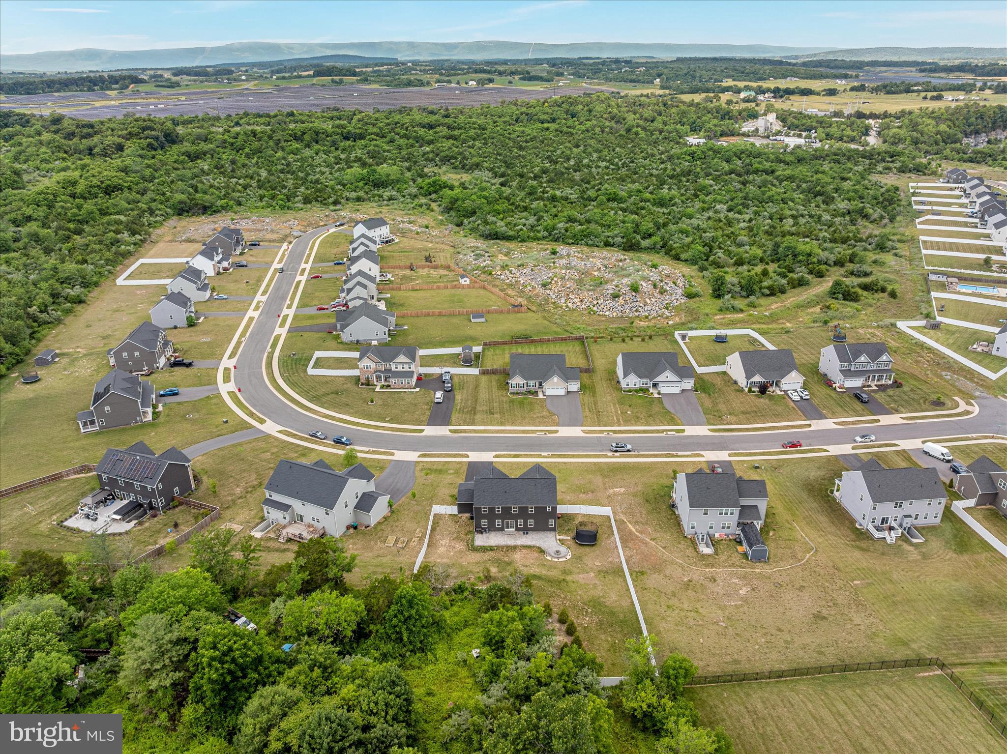 MOUNTAIN VALLEY ESTATES - Residential