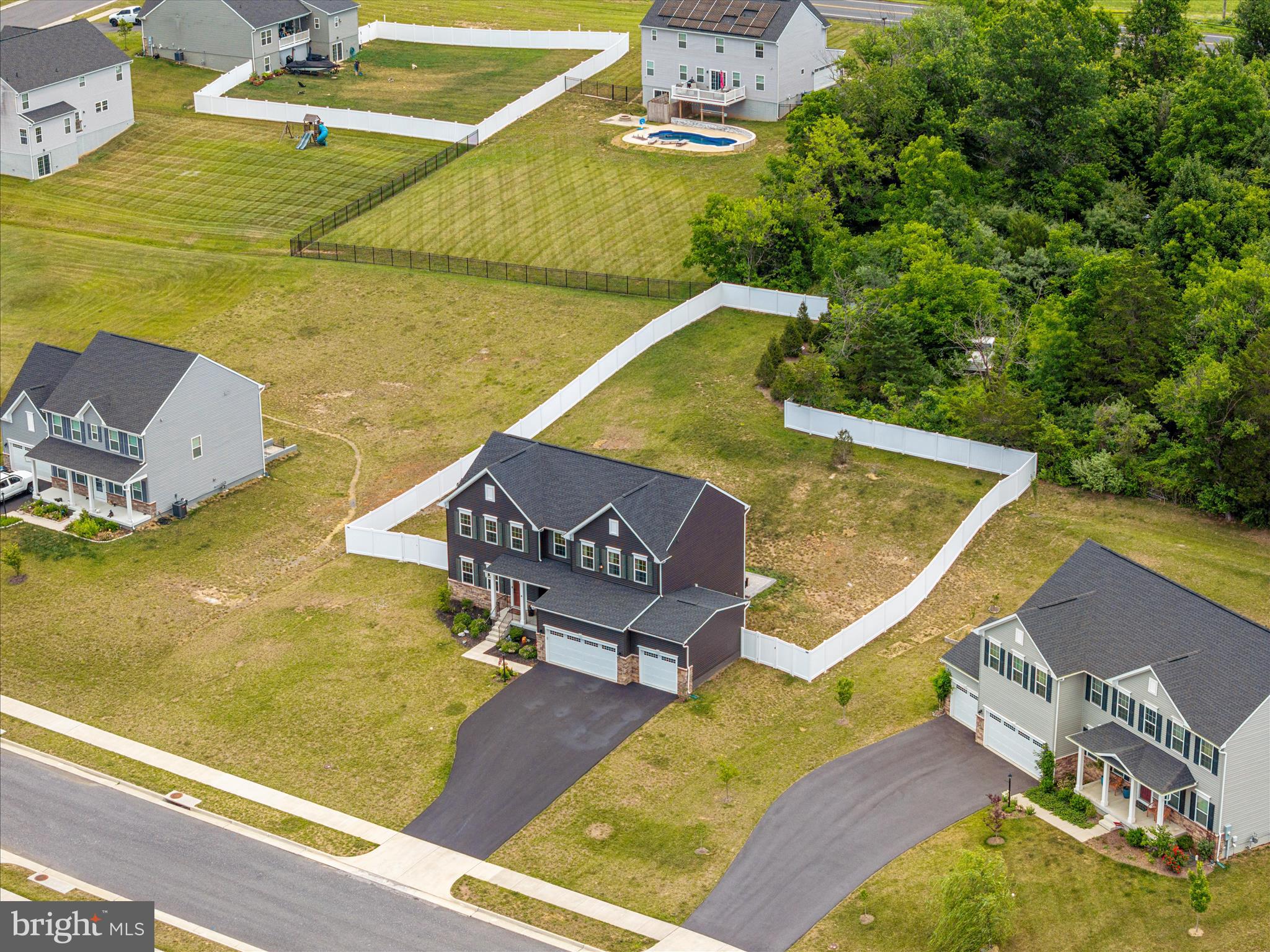 MOUNTAIN VALLEY ESTATES - Residential