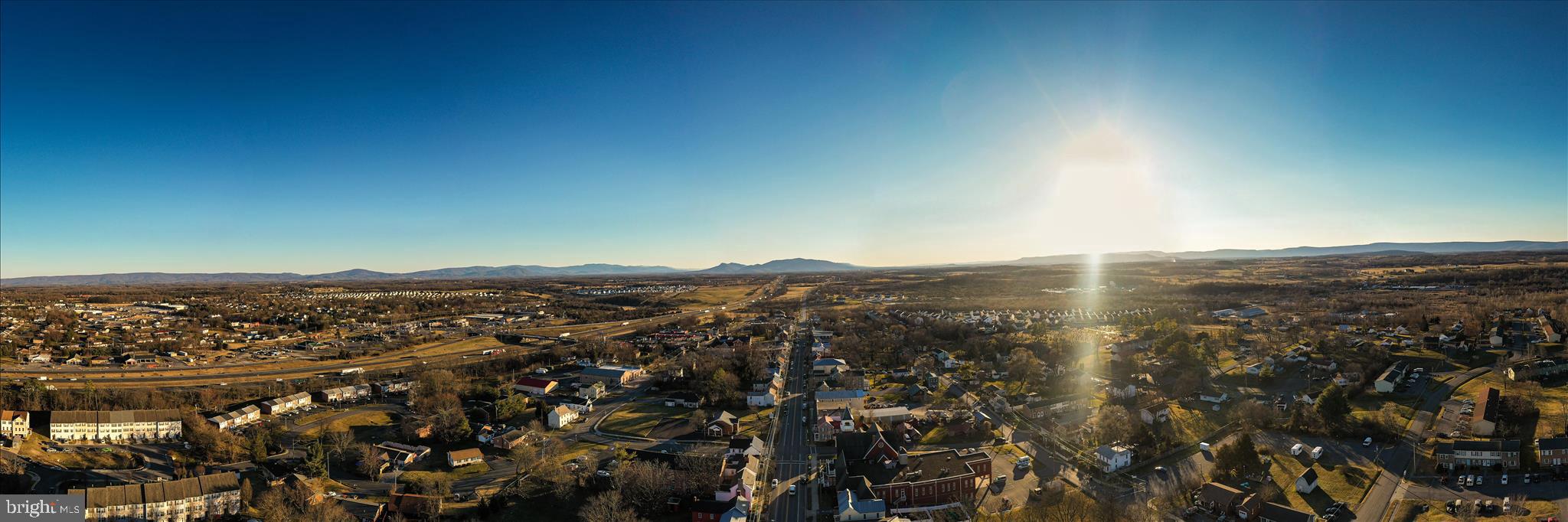 MOUNTAIN VALLEY ESTATES - Residential