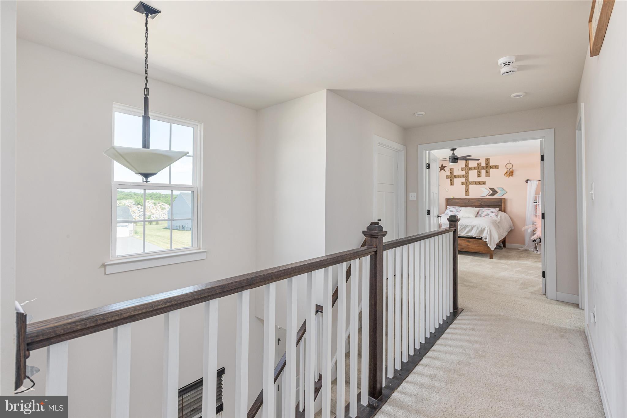 MOUNTAIN VALLEY ESTATES - Residential