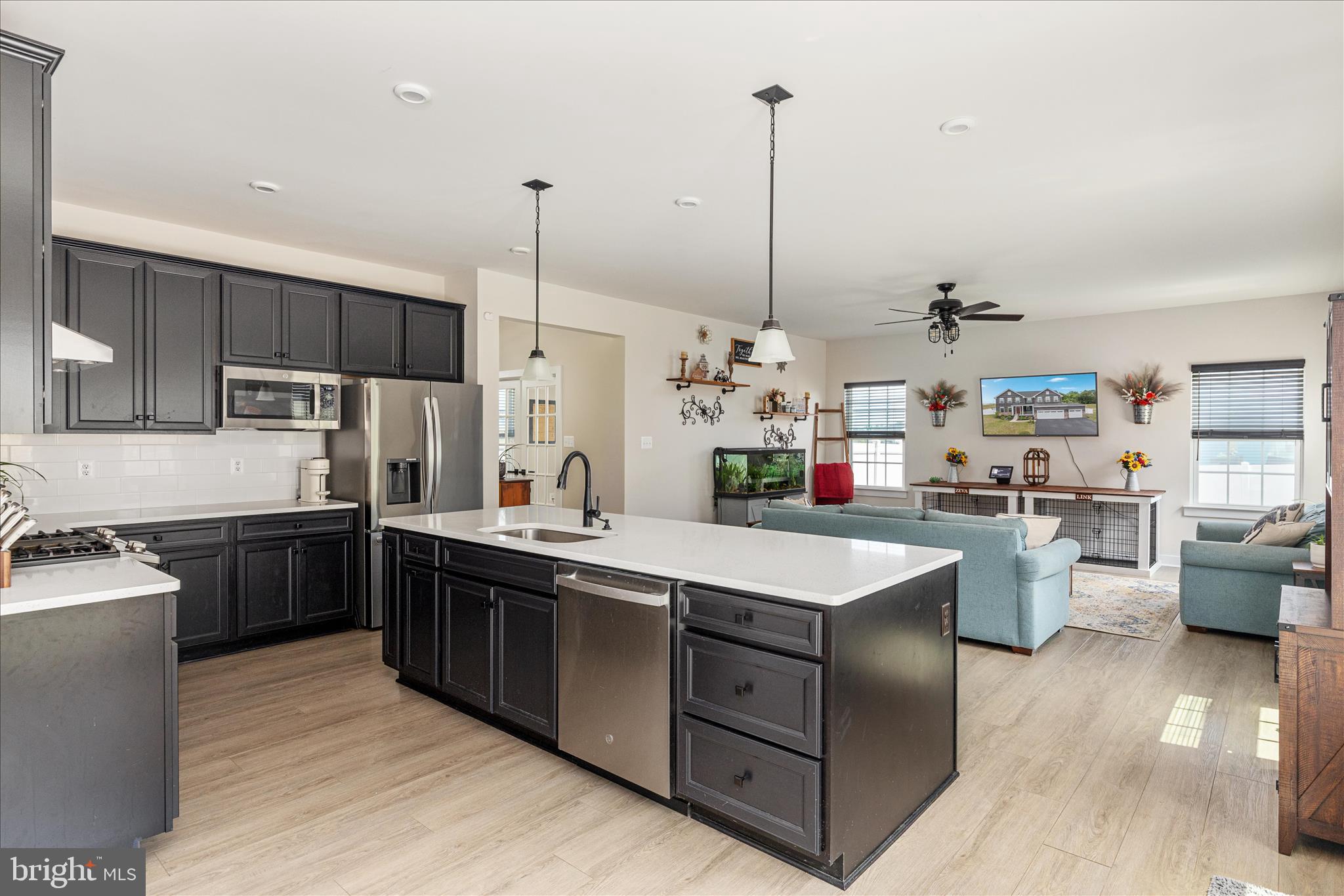 MOUNTAIN VALLEY ESTATES - Residential