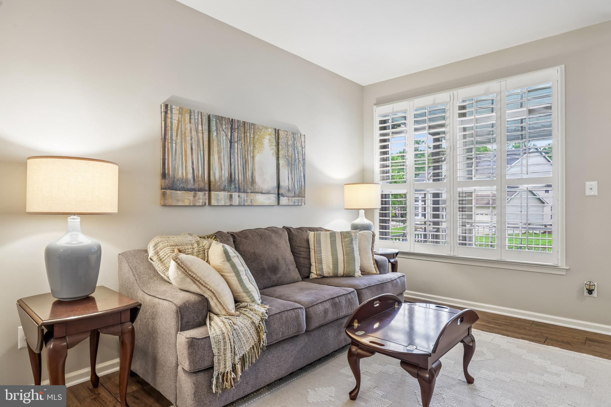 VINEYARD OAK - Residential