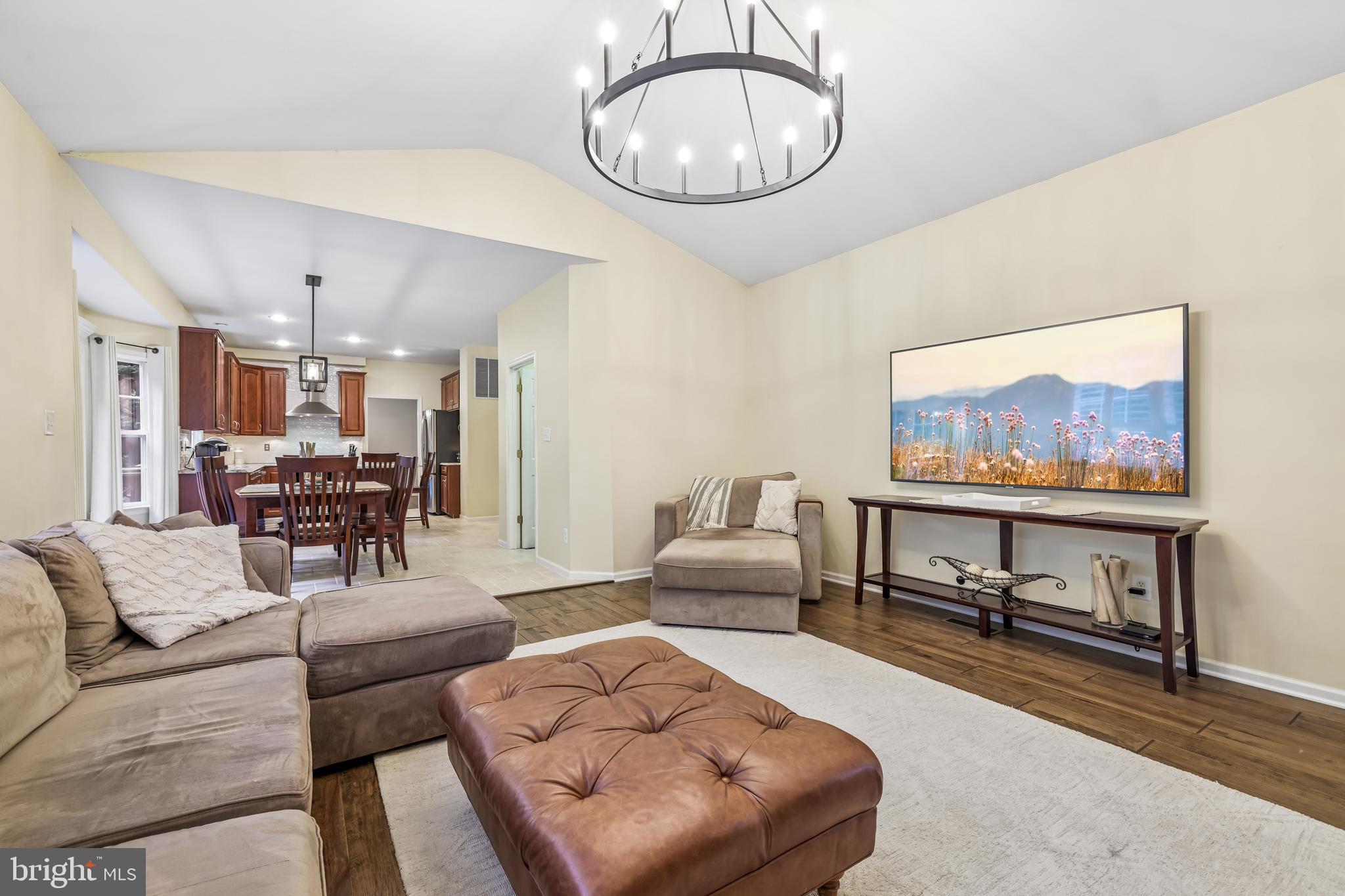 VINEYARD OAK - Residential