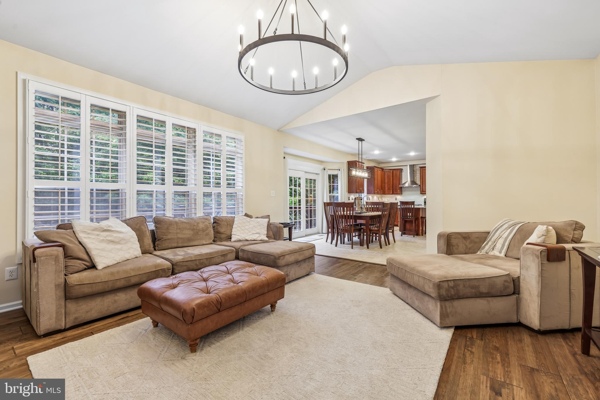 VINEYARD OAK - Residential