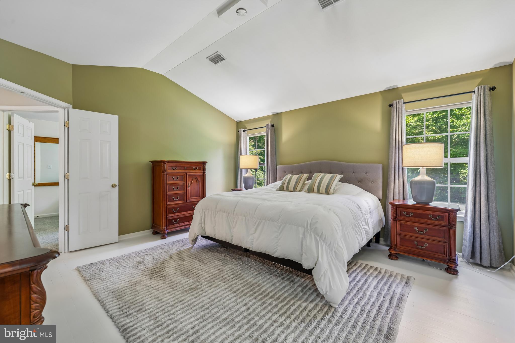 VINEYARD OAK - Residential