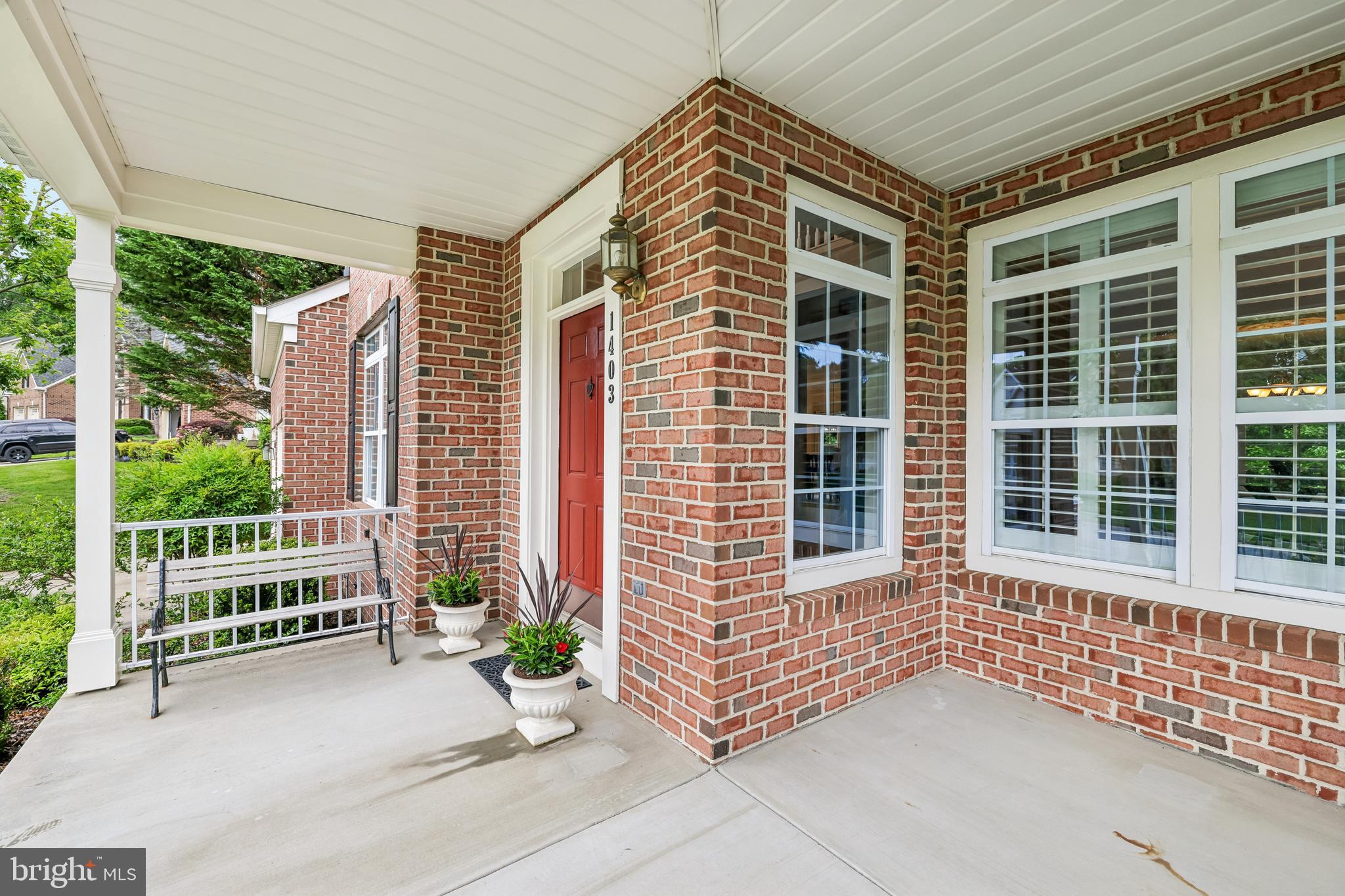 VINEYARD OAK - Residential