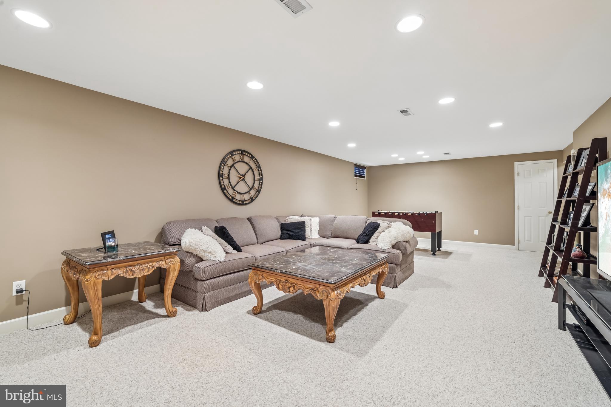 VINEYARD OAK - Residential