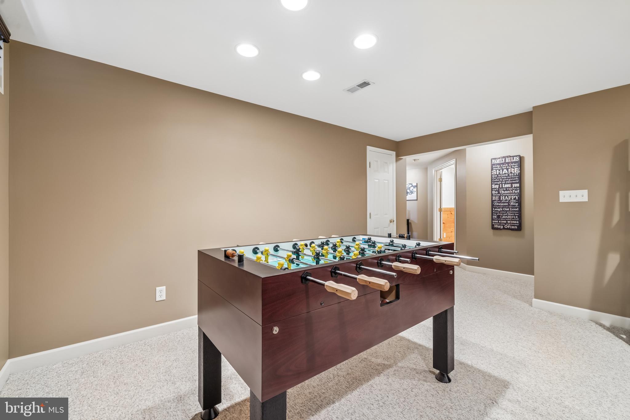 VINEYARD OAK - Residential
