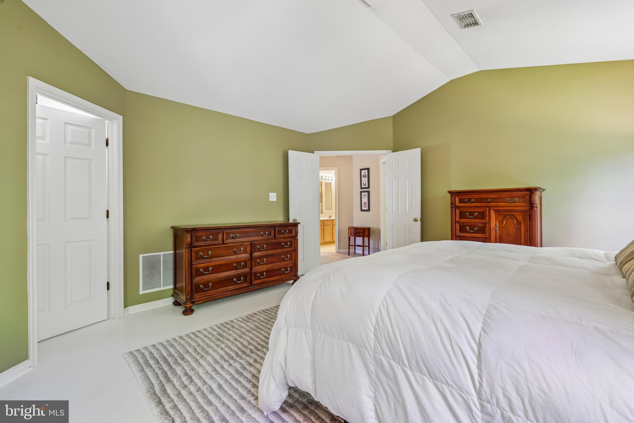 VINEYARD OAK - Residential