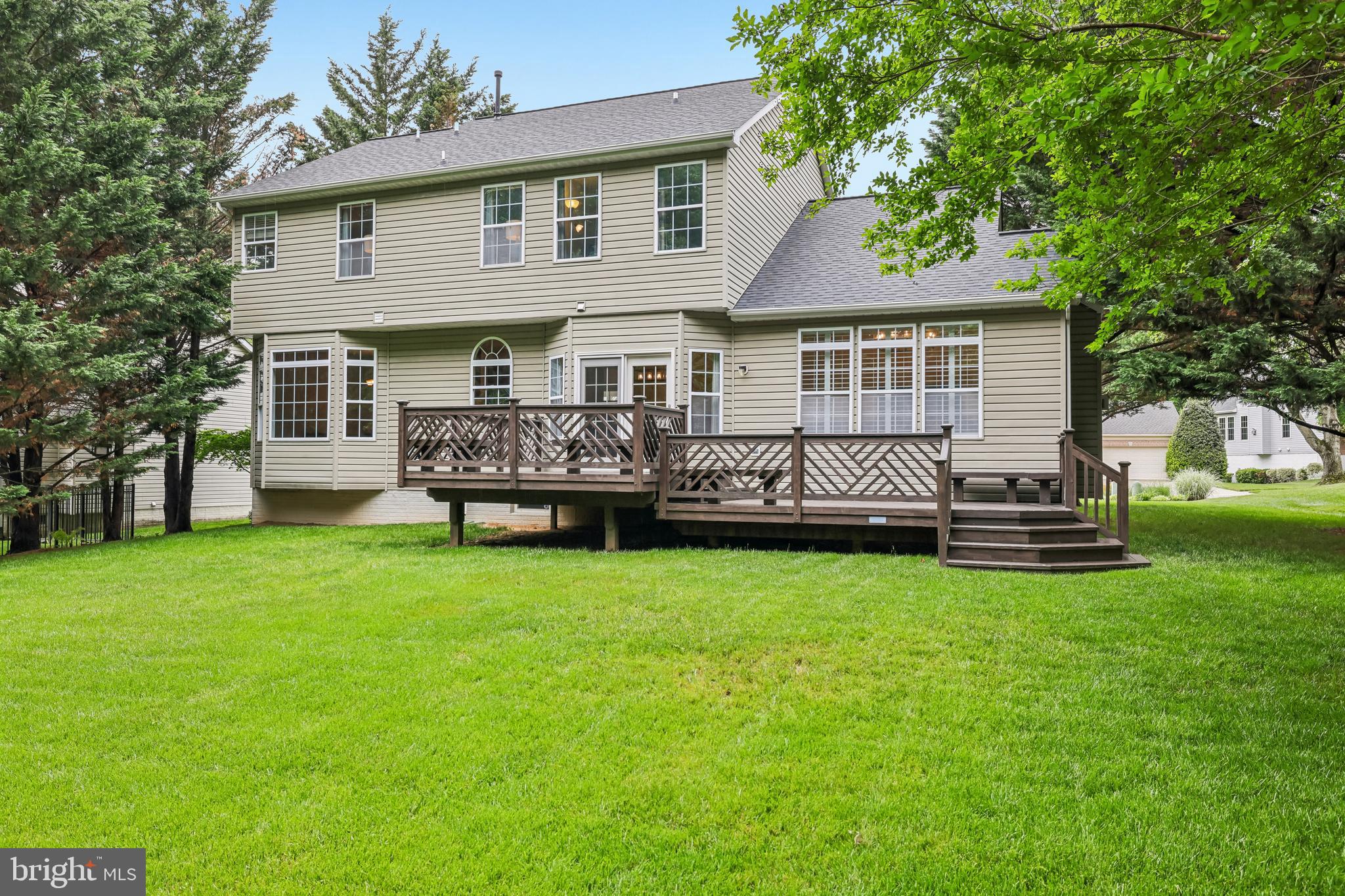 VINEYARD OAK - Residential