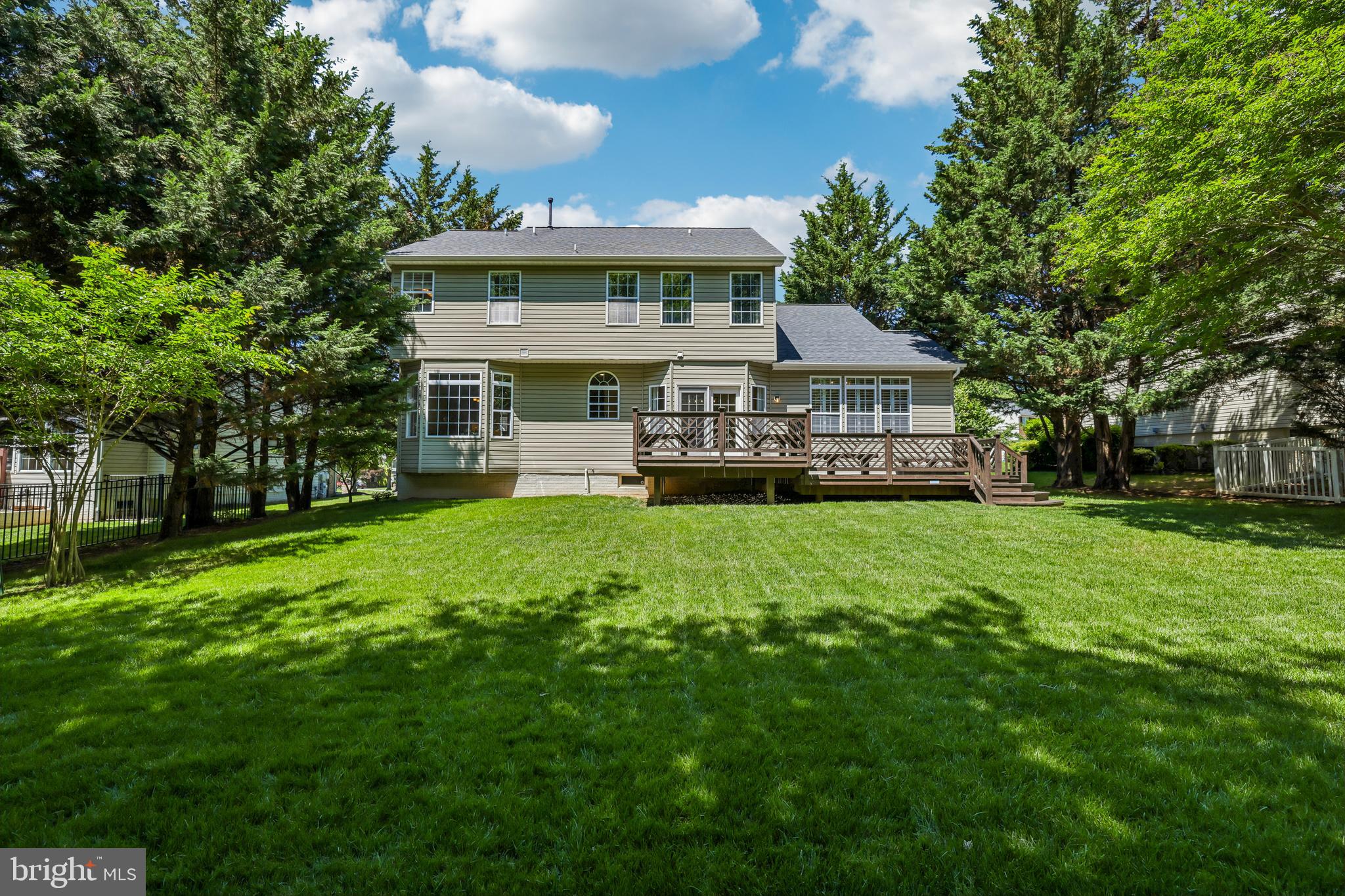 VINEYARD OAK - Residential