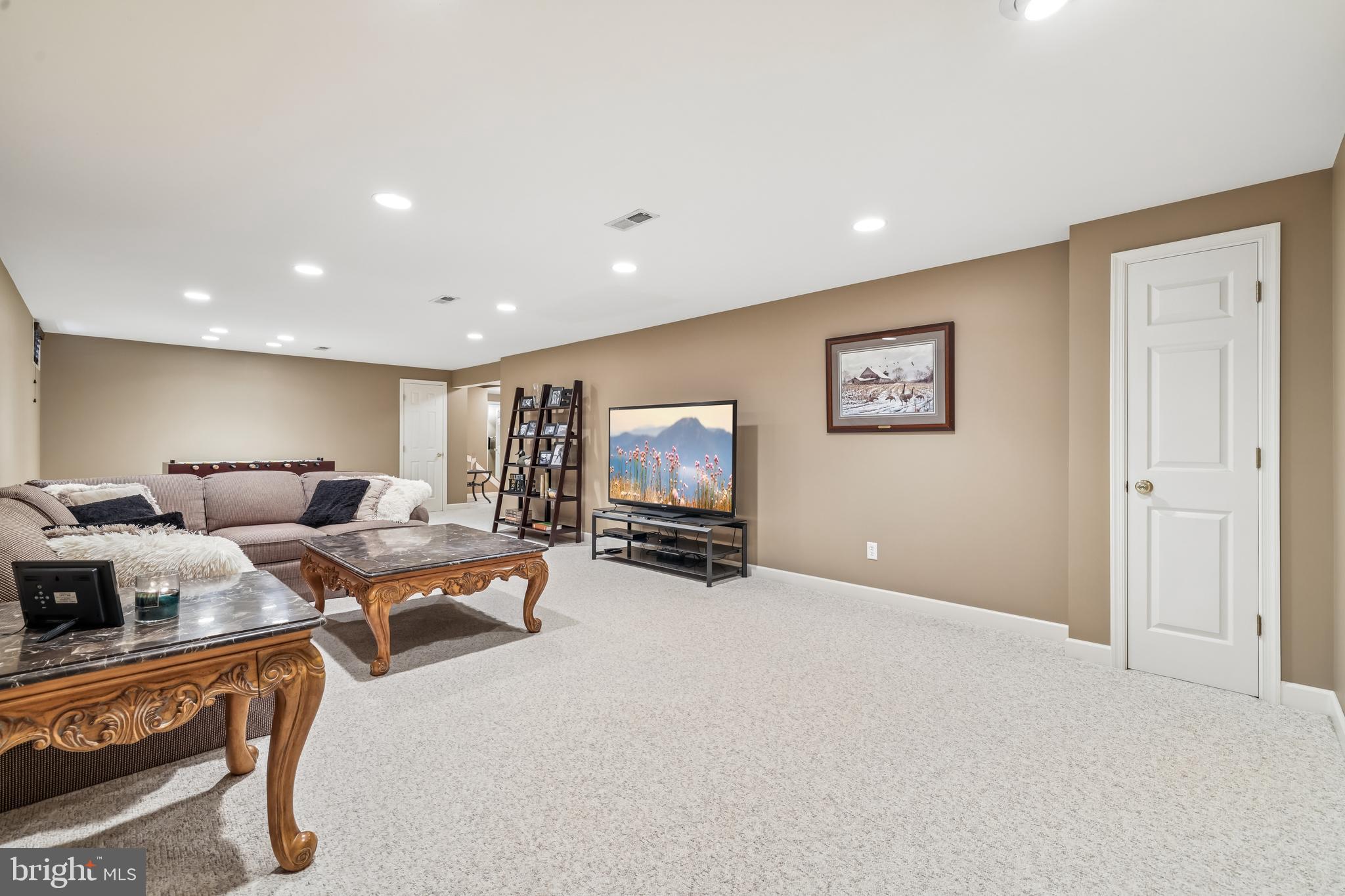 VINEYARD OAK - Residential