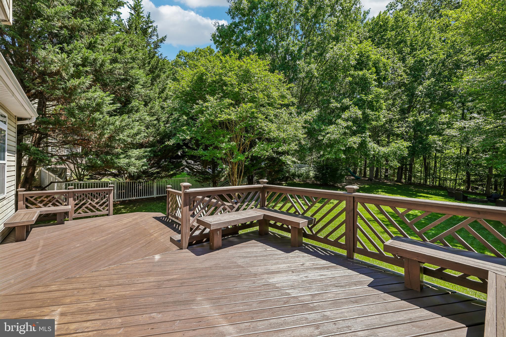 VINEYARD OAK - Residential
